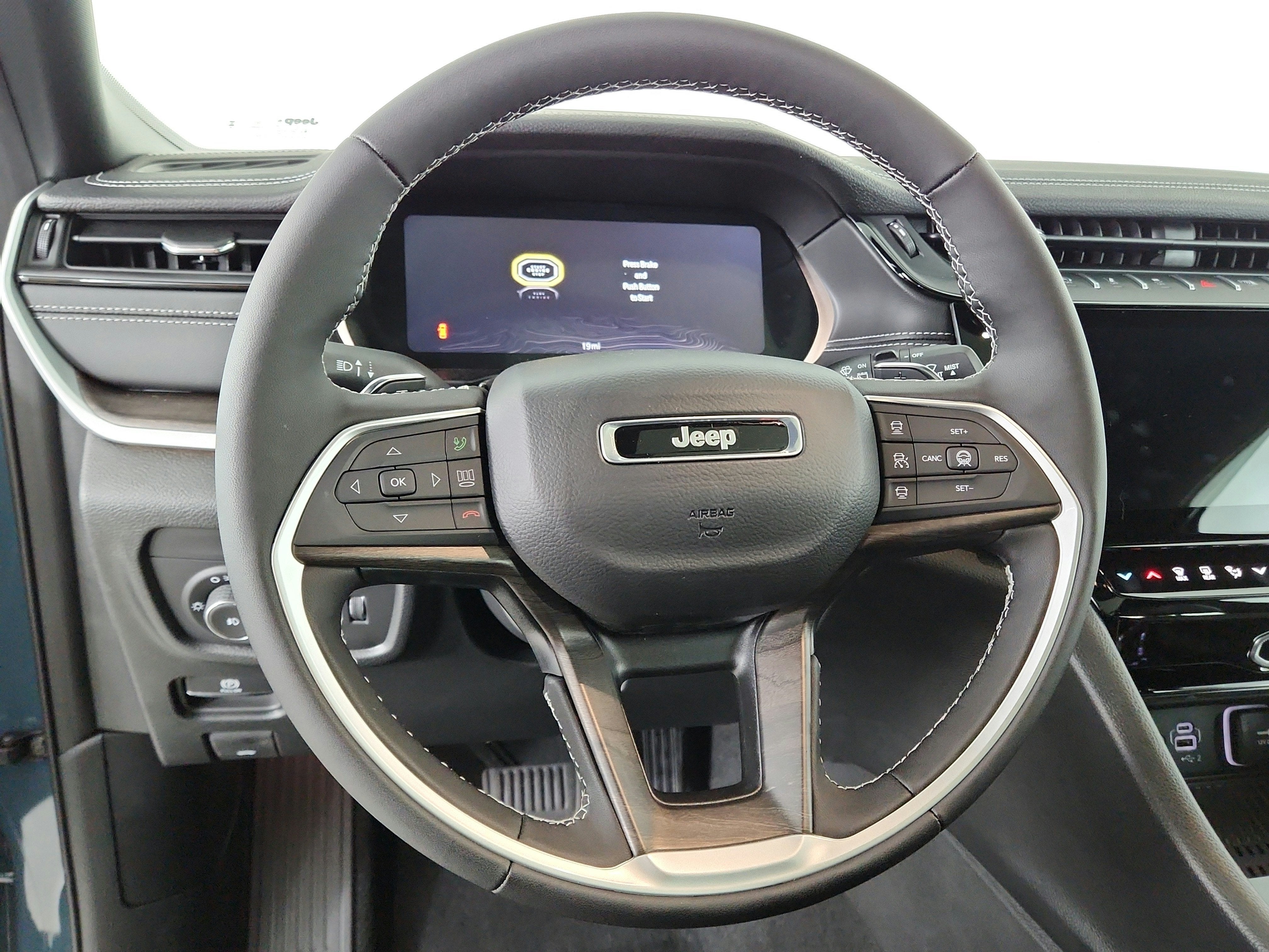 2027 Jeep Grand Cherokee L Limited 4x4