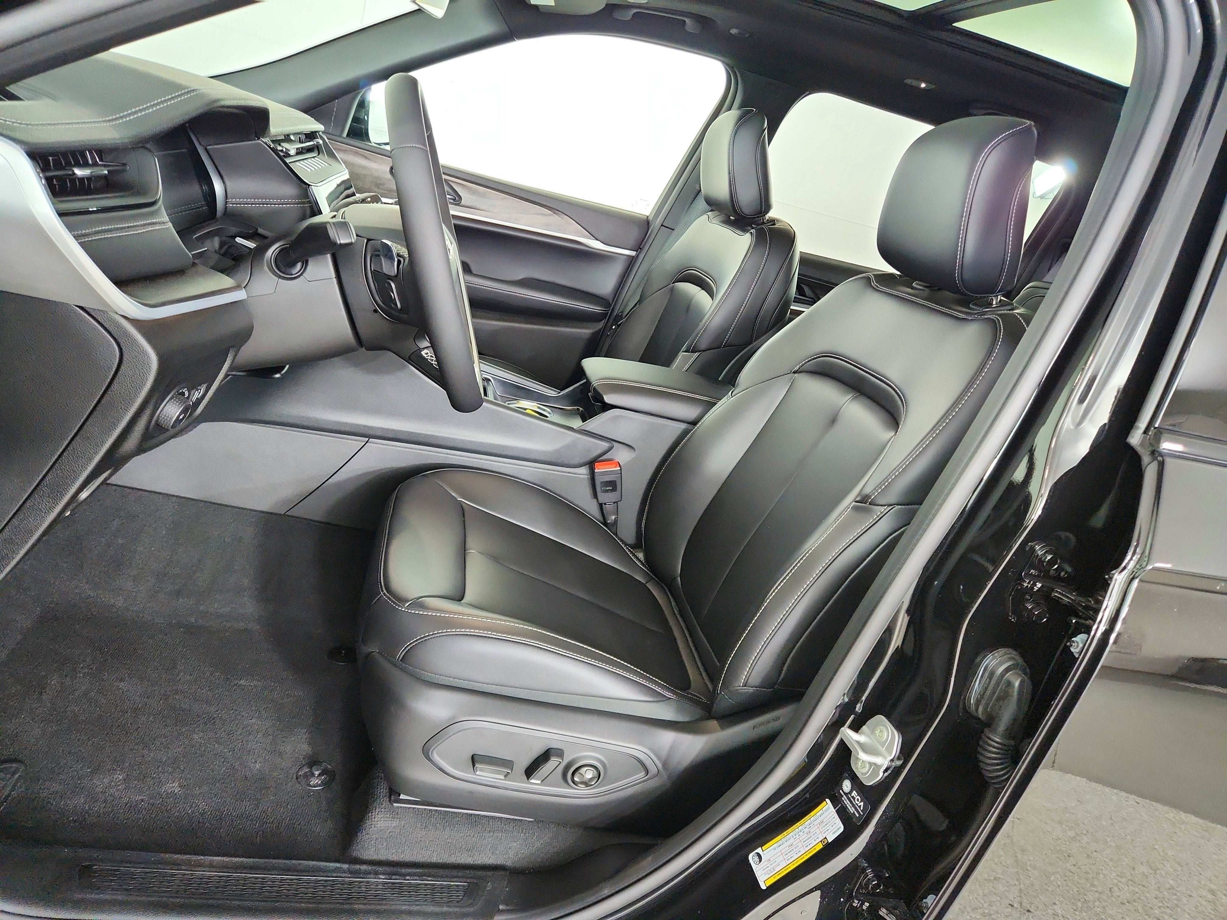 2026 Jeep Grand Cherokee JEEP GRAND CHEROKEE L LIMITED 4X4