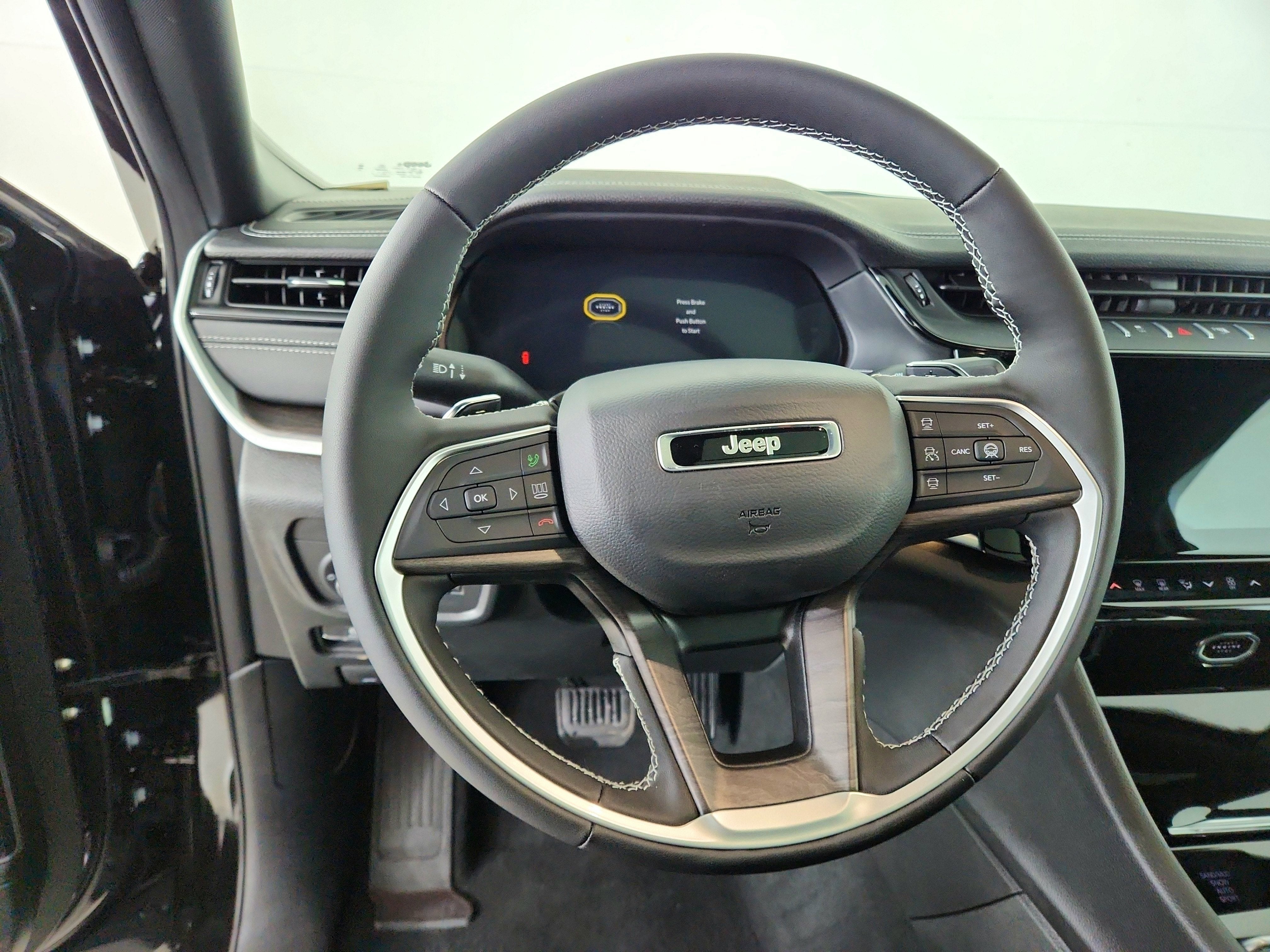 2026 Jeep Grand Cherokee JEEP GRAND CHEROKEE L LIMITED 4X4