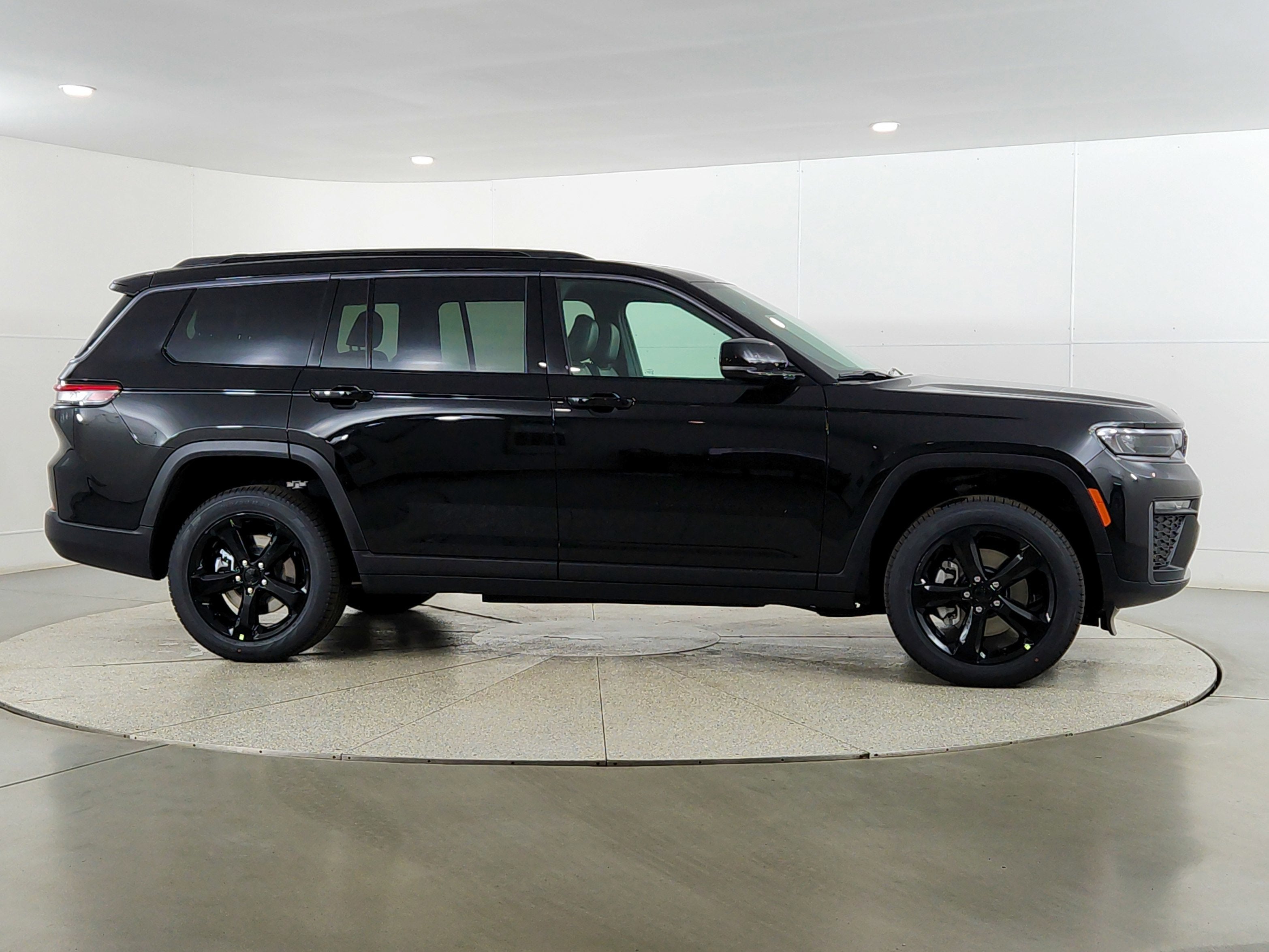 2026 Jeep Grand Cherokee JEEP GRAND CHEROKEE L LIMITED 4X4
