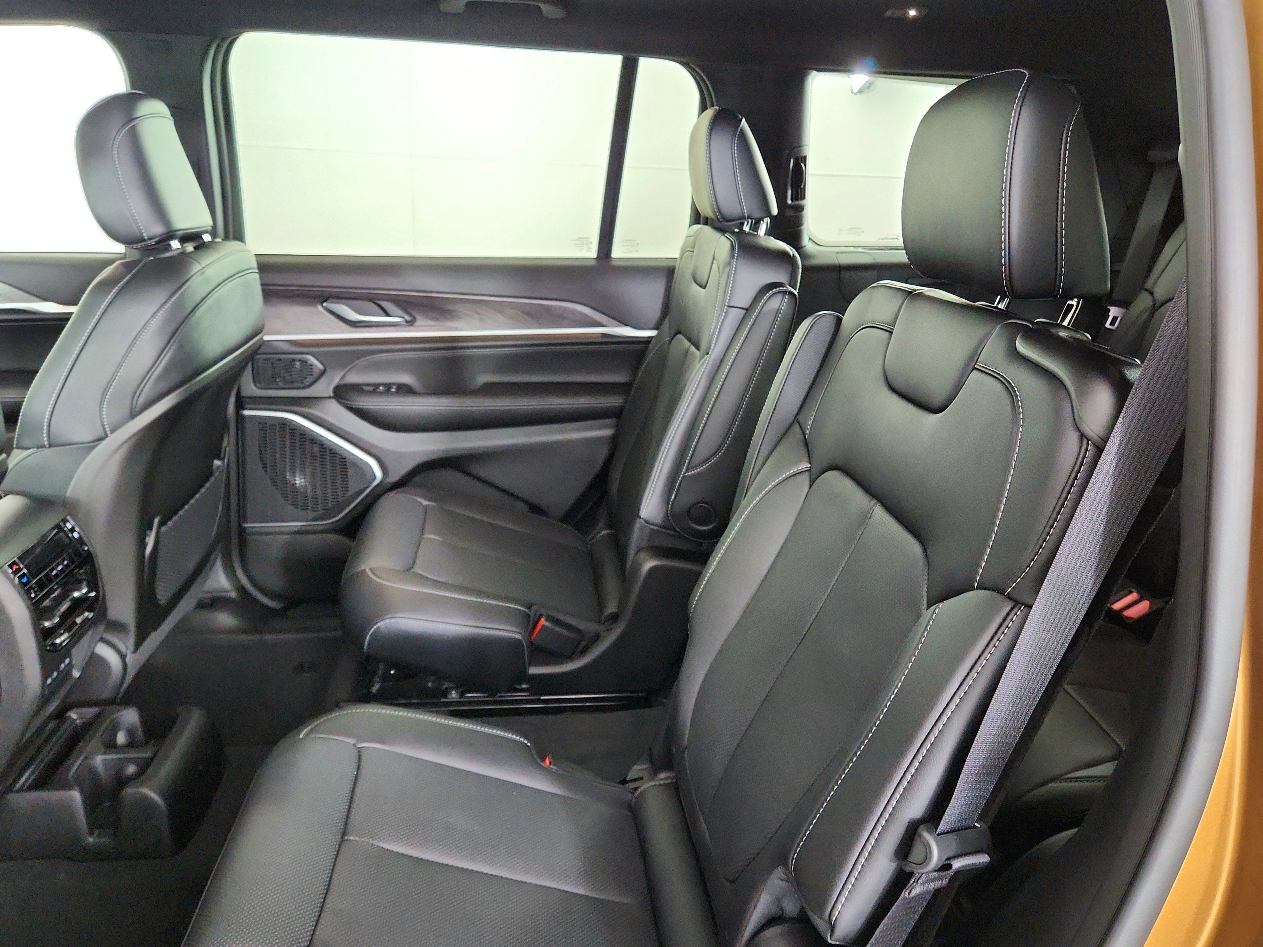 2026 Jeep Grand Cherokee JEEP GRAND CHEROKEE L LIMITED 4X4