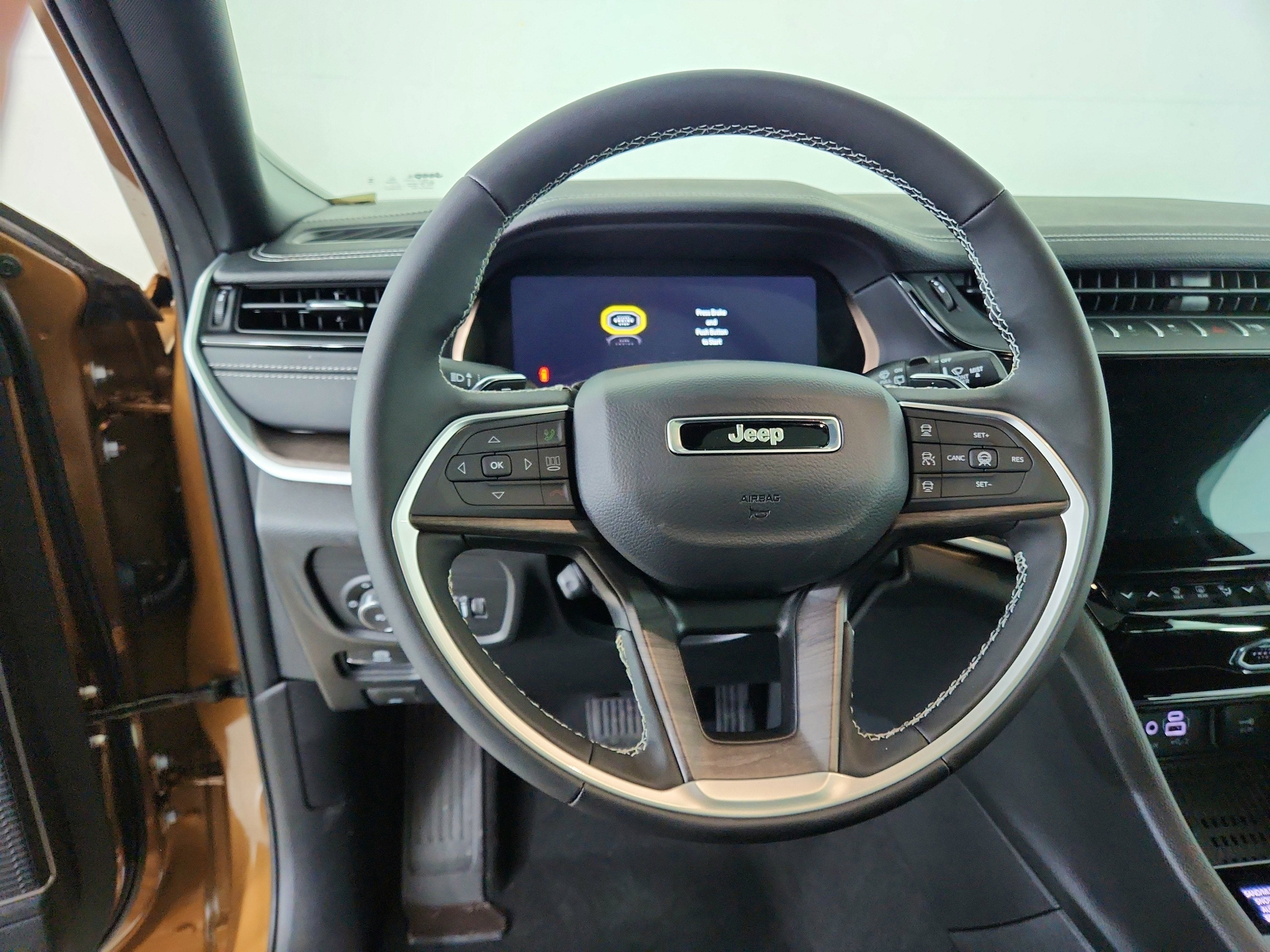 2026 Jeep Grand Cherokee JEEP GRAND CHEROKEE L LIMITED 4X4