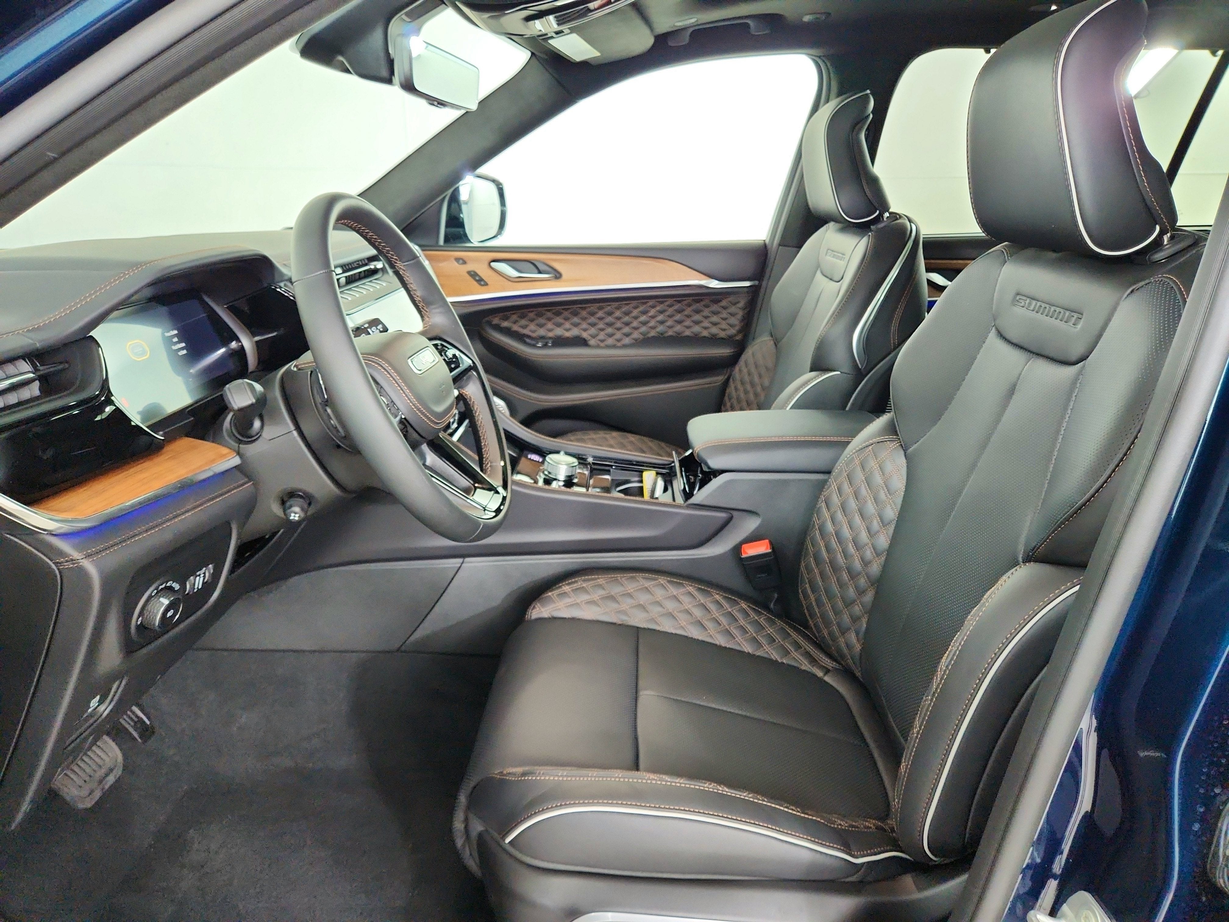 2026 Jeep Grand Cherokee Summit 4x4