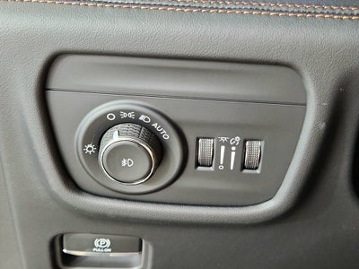 2026 Jeep Grand Cherokee Summit 4x4