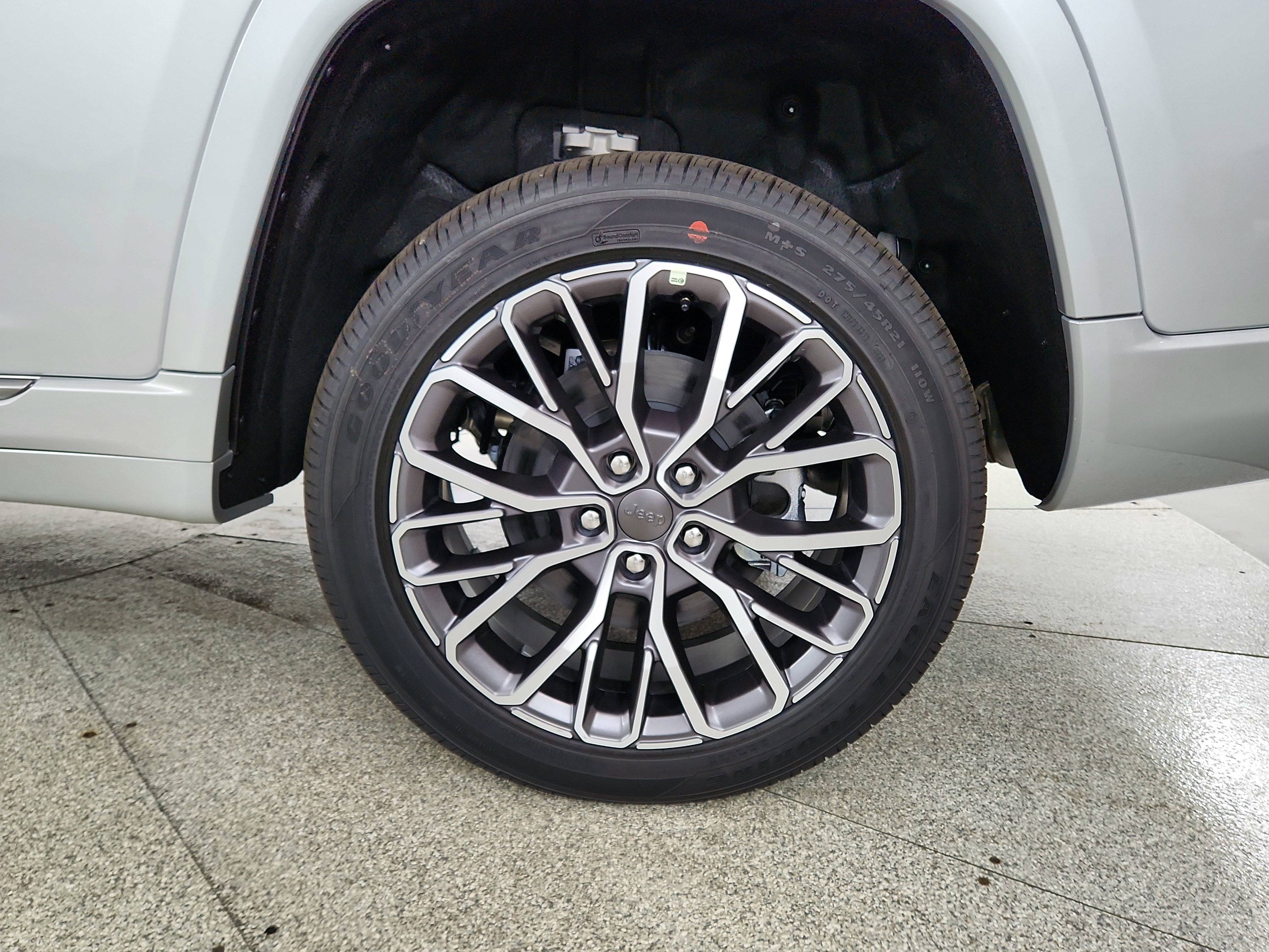 2026 Jeep Grand Cherokee Summit 4x4
