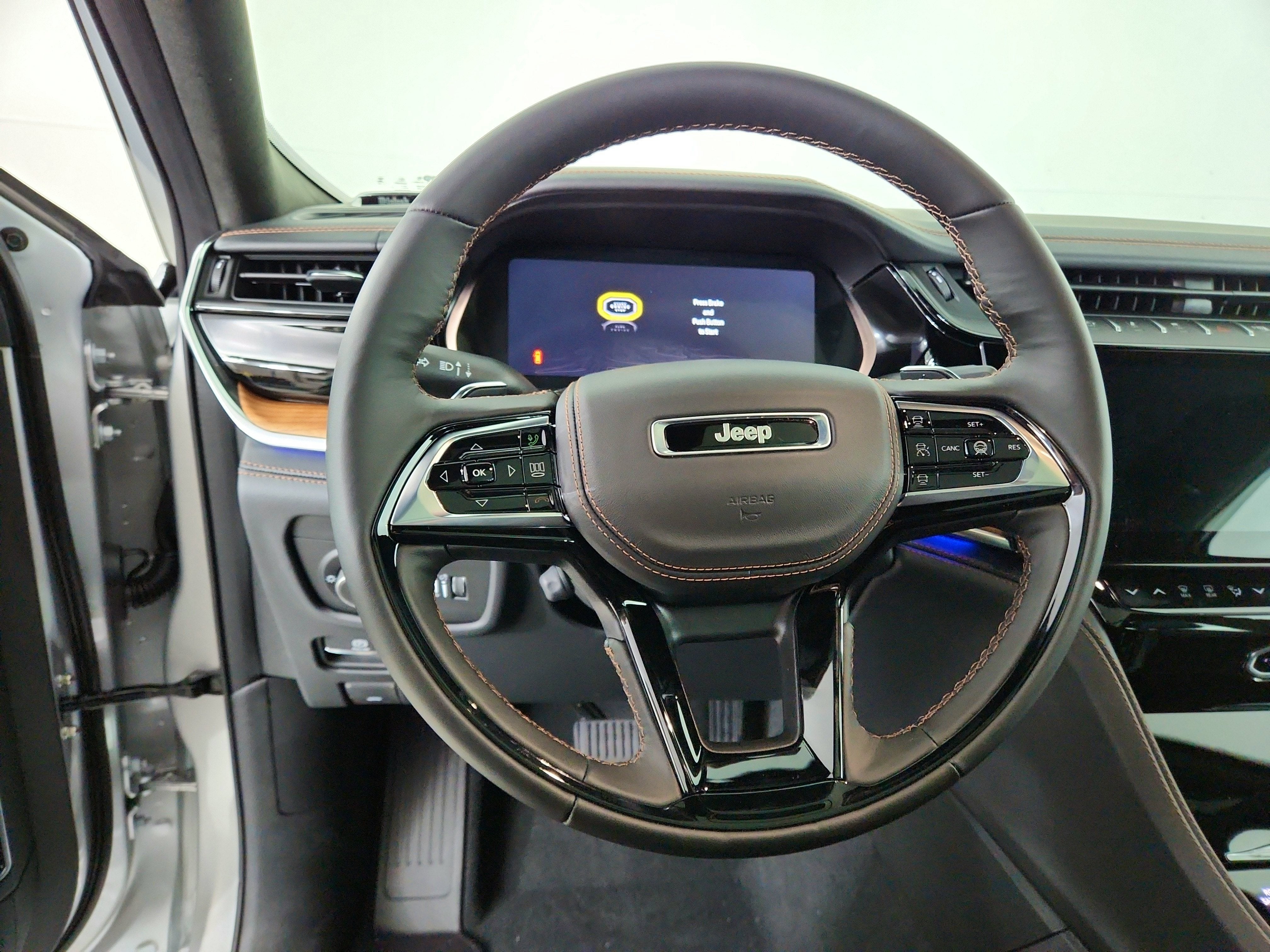 2026 Jeep Grand Cherokee Summit 4x4