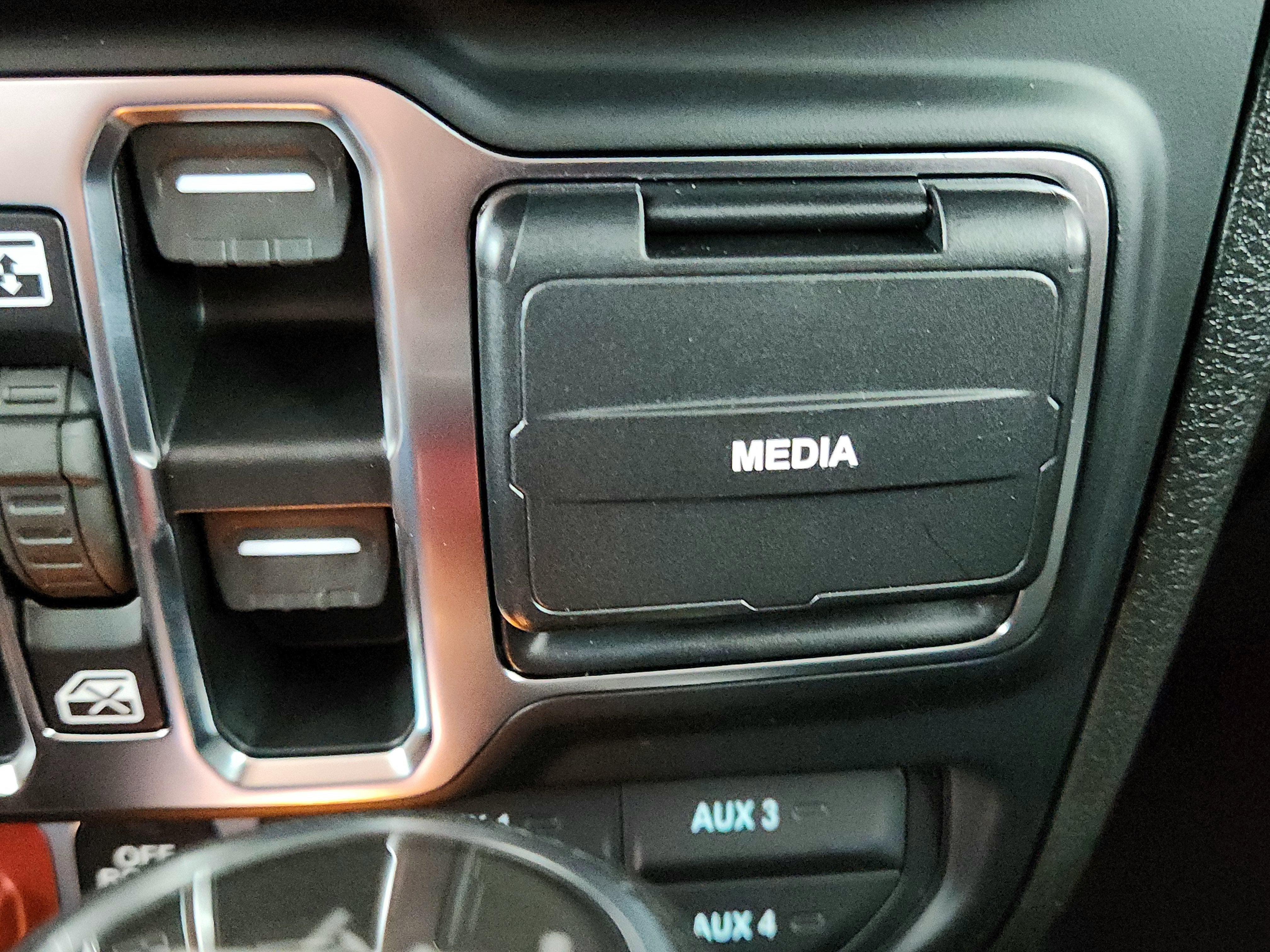 2026 Jeep Wrangler JEEP WRANGLER 4-DOOR SPORT