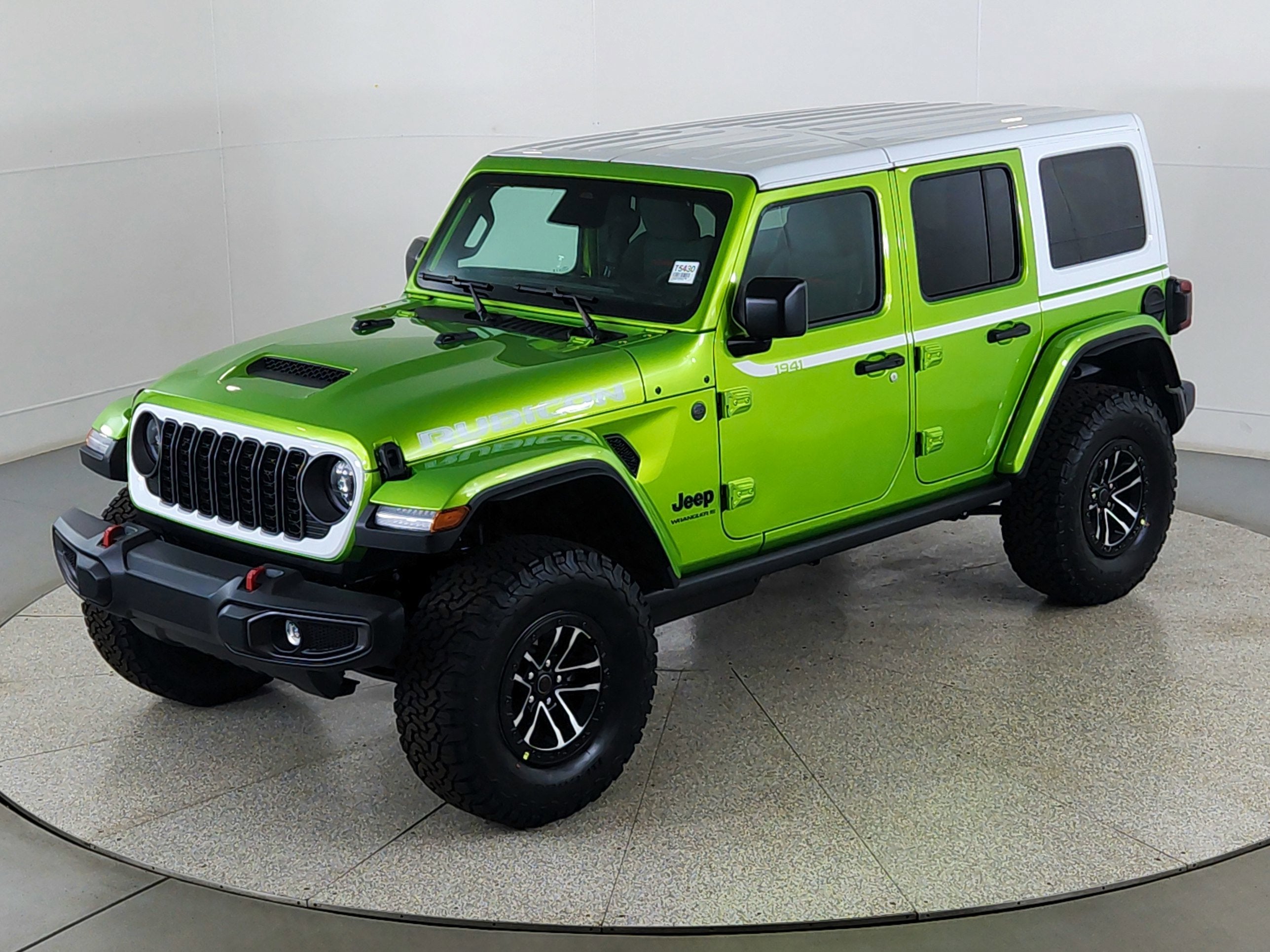 2026 Jeep Wrangler JEEP WRANGLER 4-DOOR RUBICON