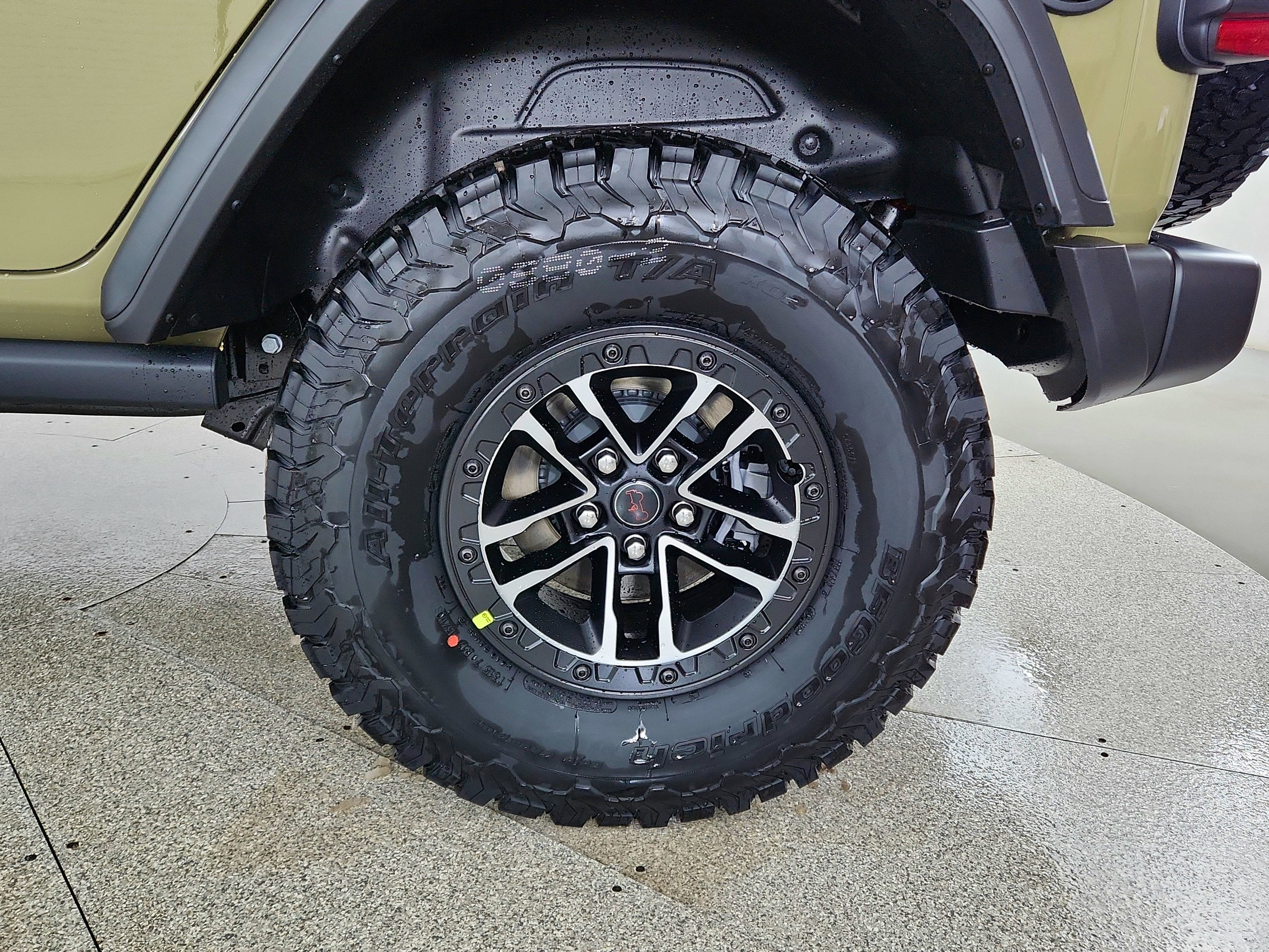 2026 Jeep Wrangler JEEP WRANGLER 4-DOOR RUBICON