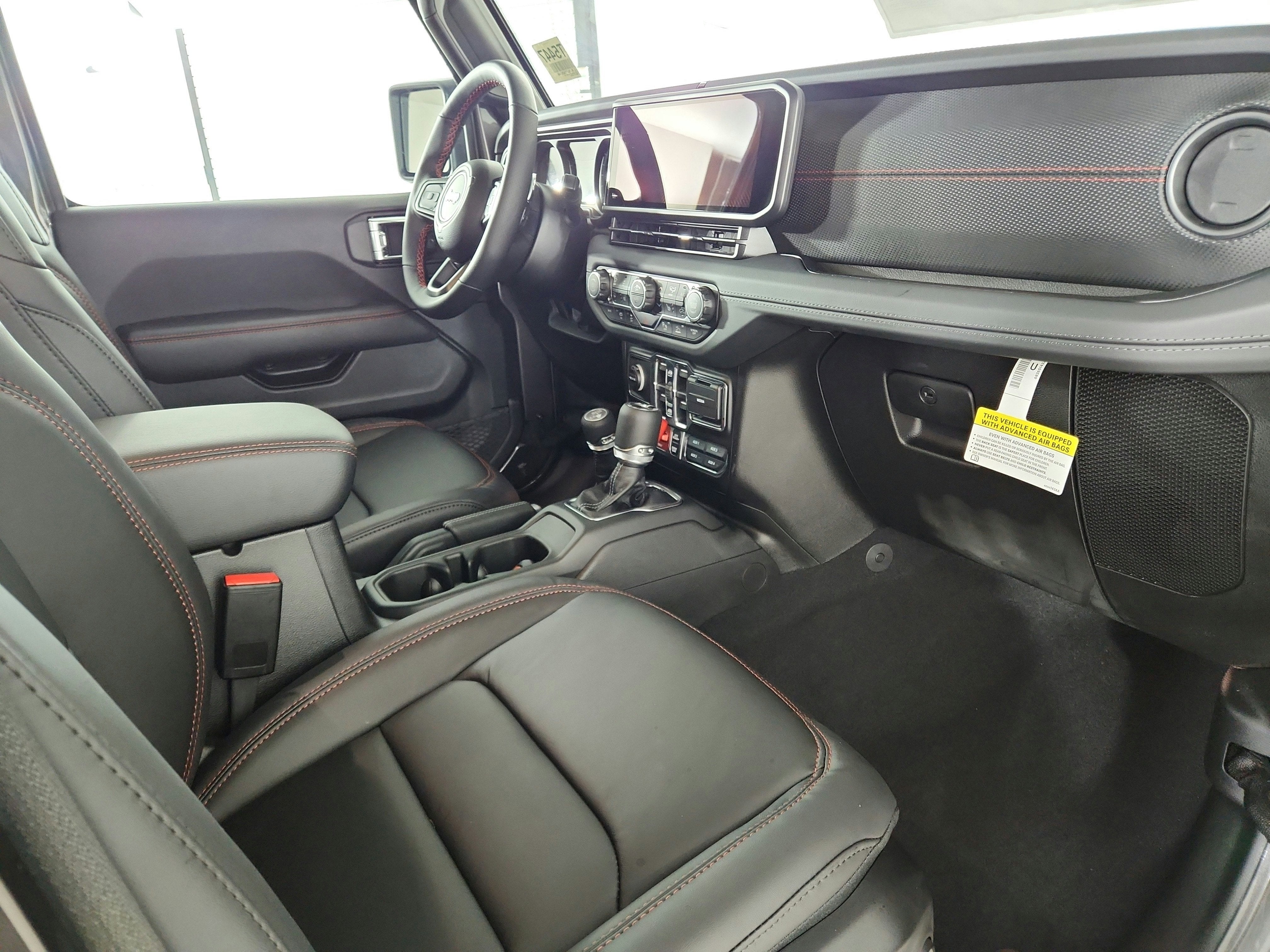 2026 Jeep Wrangler JEEP WRANGLER 4-DOOR 392