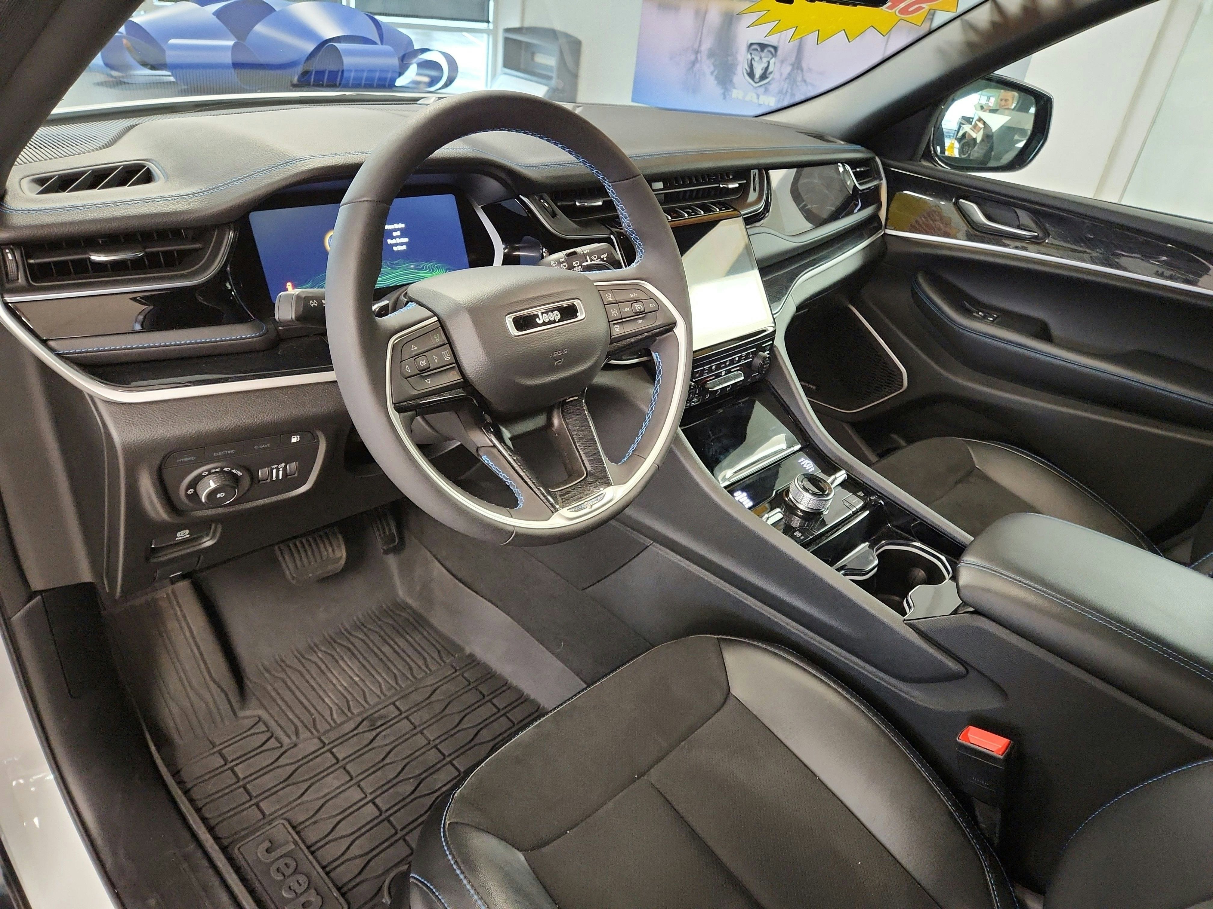 2023 Jeep Grand Cherokee 4xe JEEP GRAND CHEROKEE TRAILHAWK 4XE