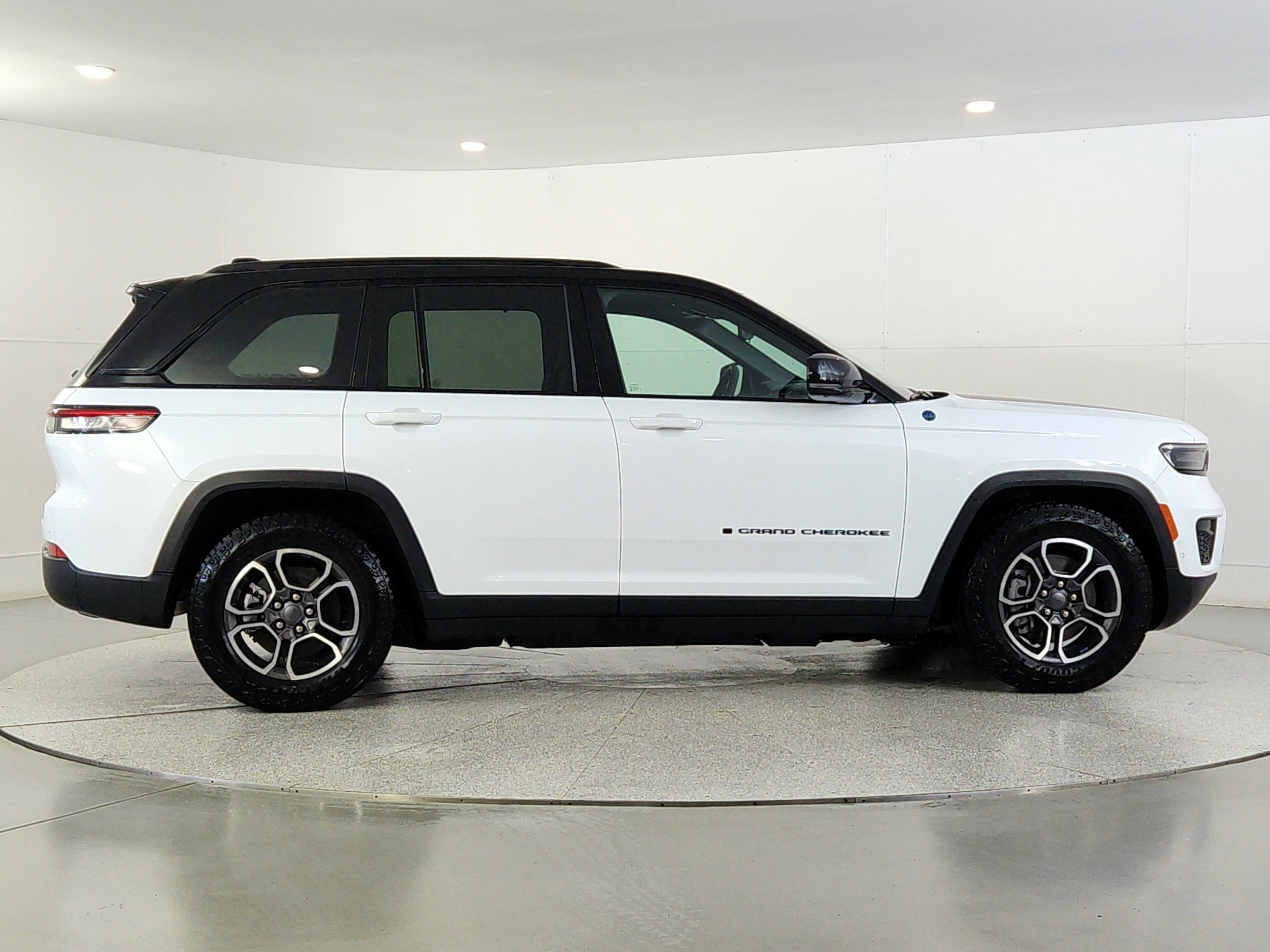 2023 Jeep Grand Cherokee 4xe JEEP GRAND CHEROKEE TRAILHAWK 4XE