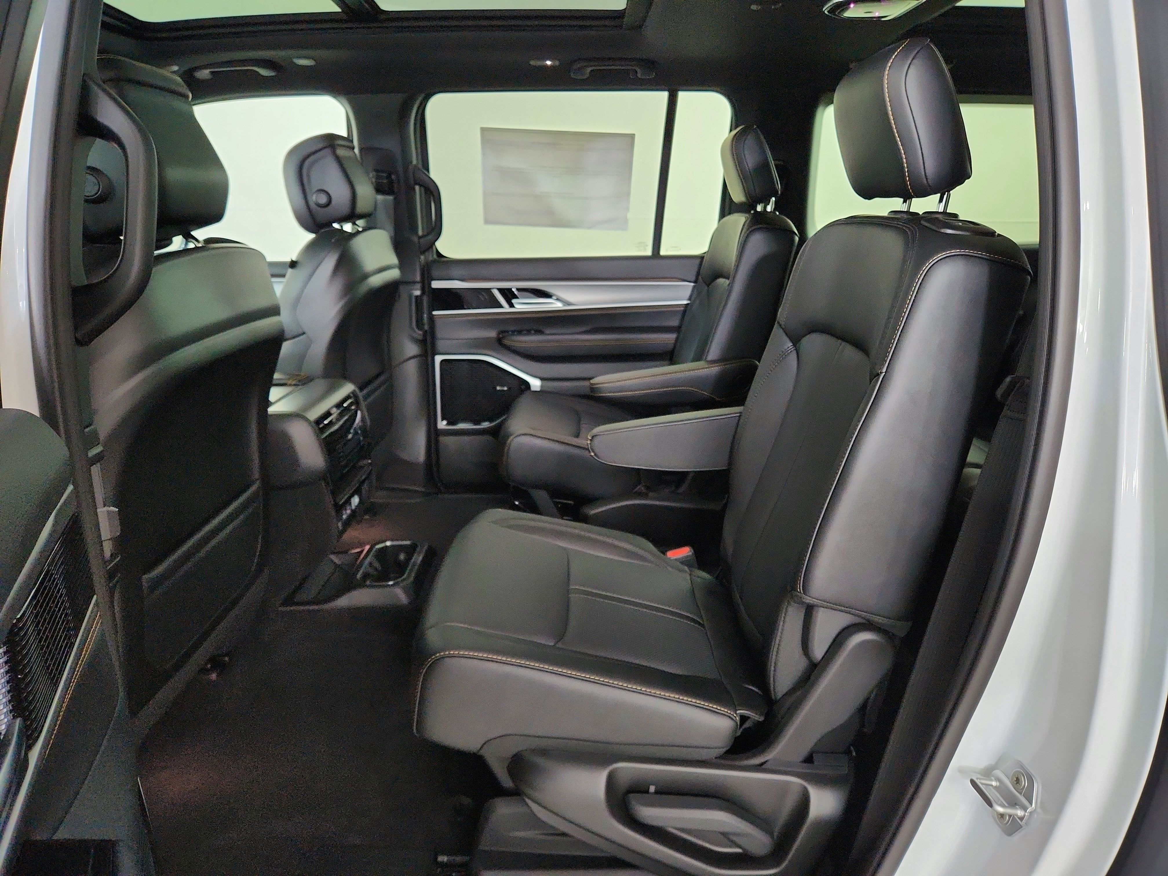 2026 Jeep Grand Wagoneer JEEP GRAND WAGONEER L 4X4