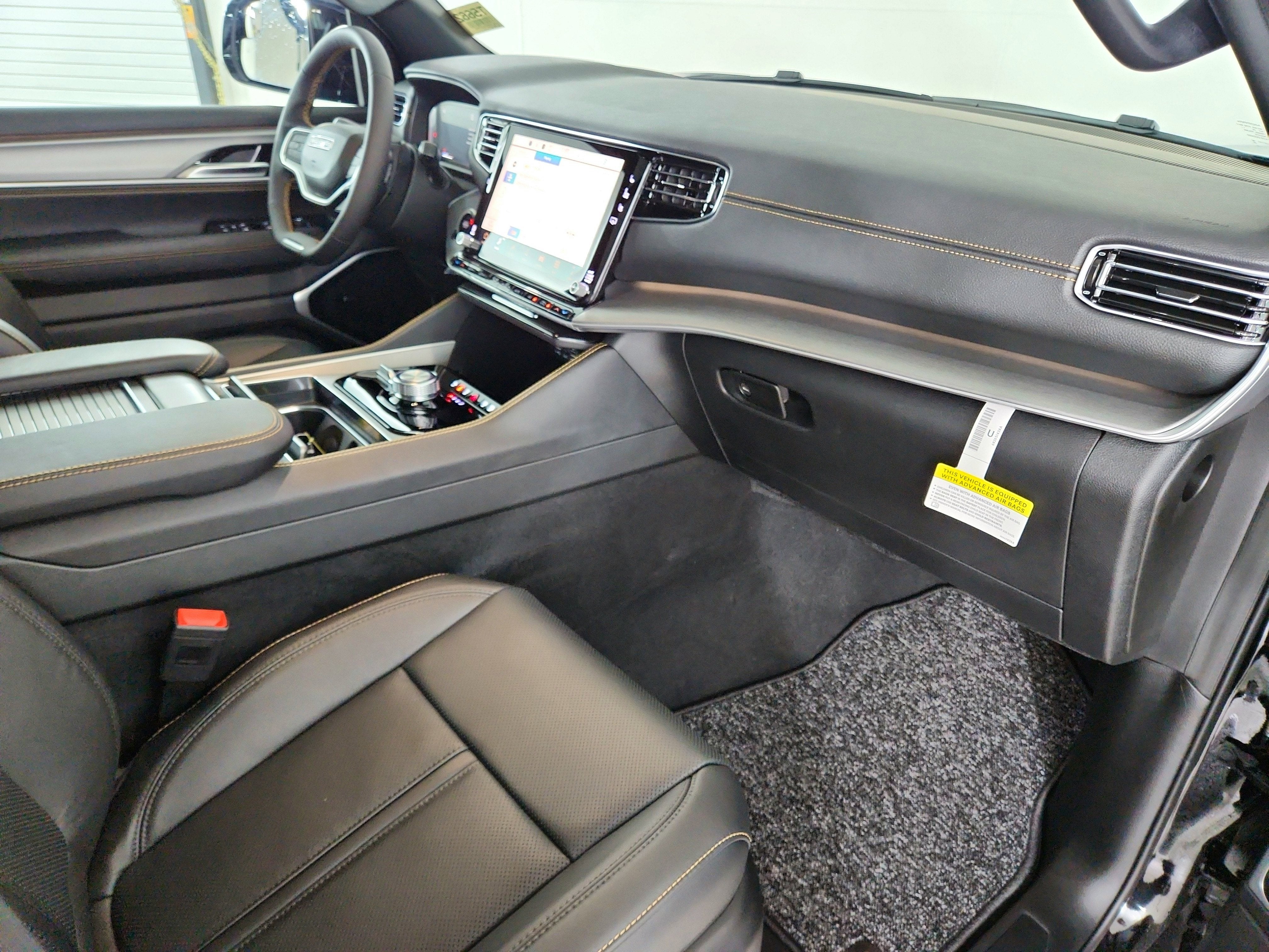 2026 Jeep Grand Wagoneer JEEP GRAND WAGONEER L 4X4