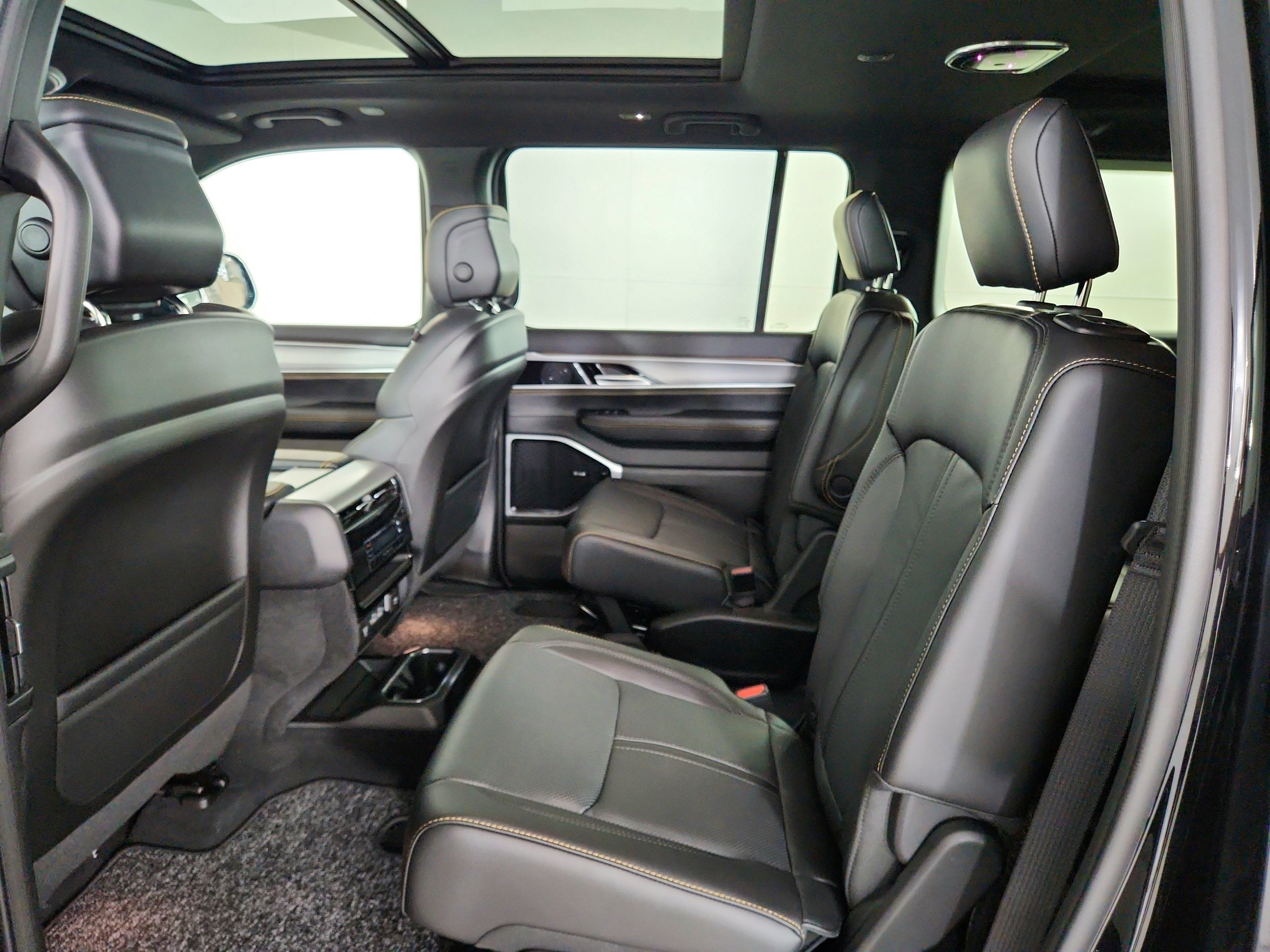 2026 Jeep Grand Wagoneer JEEP GRAND WAGONEER L 4X4