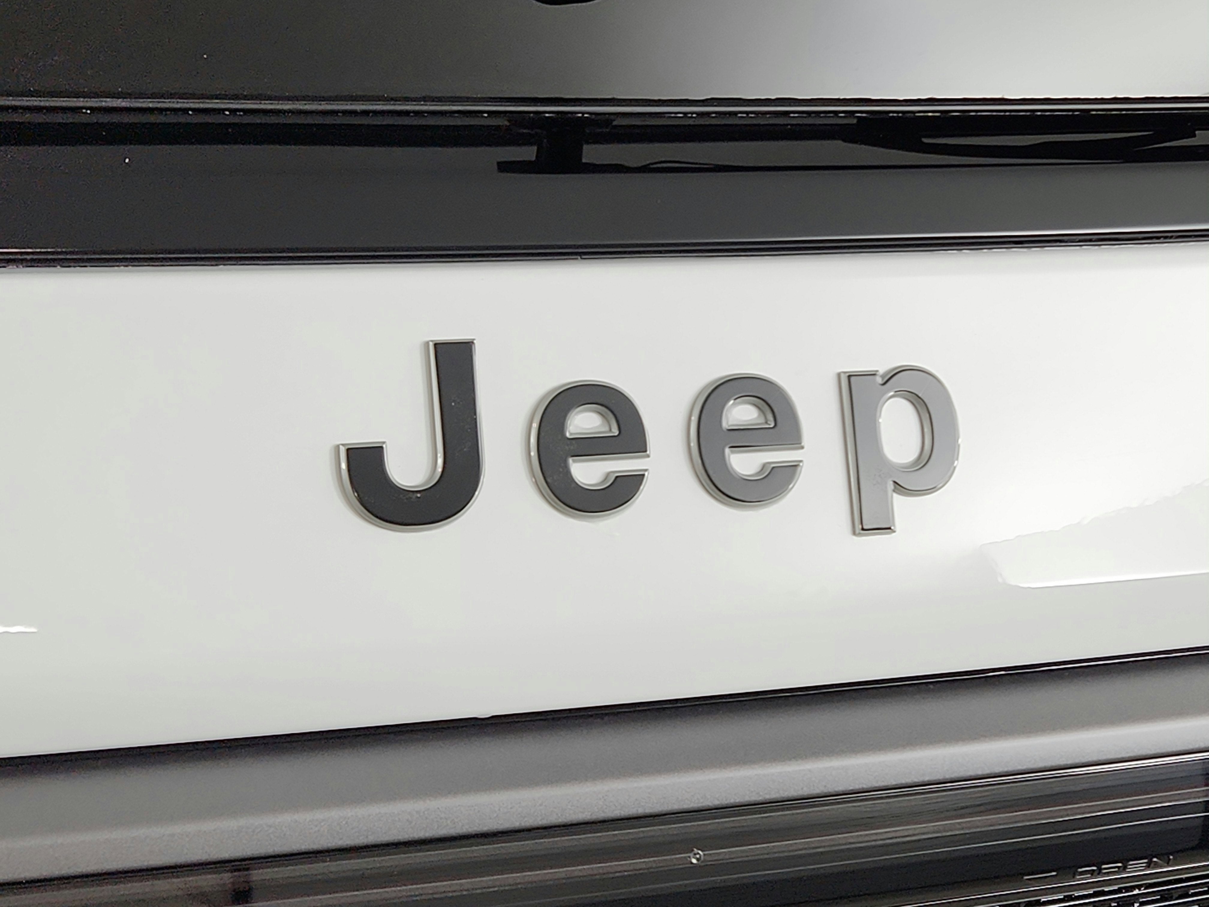 2026 Jeep Grand Wagoneer JEEP GRAND WAGONEER L SUMMIT 4X4