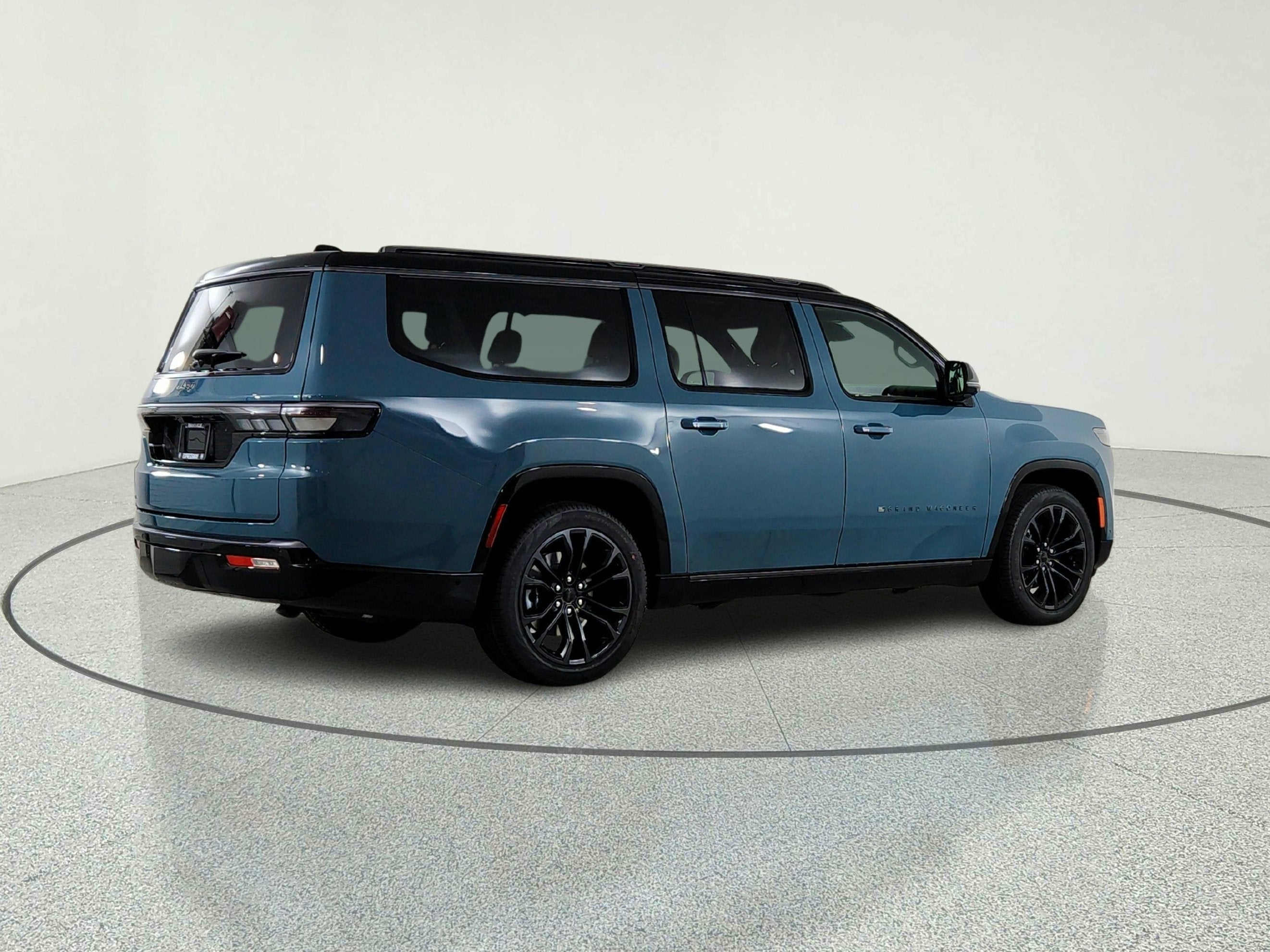 2026 Jeep Grand Wagoneer JEEP GRAND WAGONEER L SUMMIT 4X4