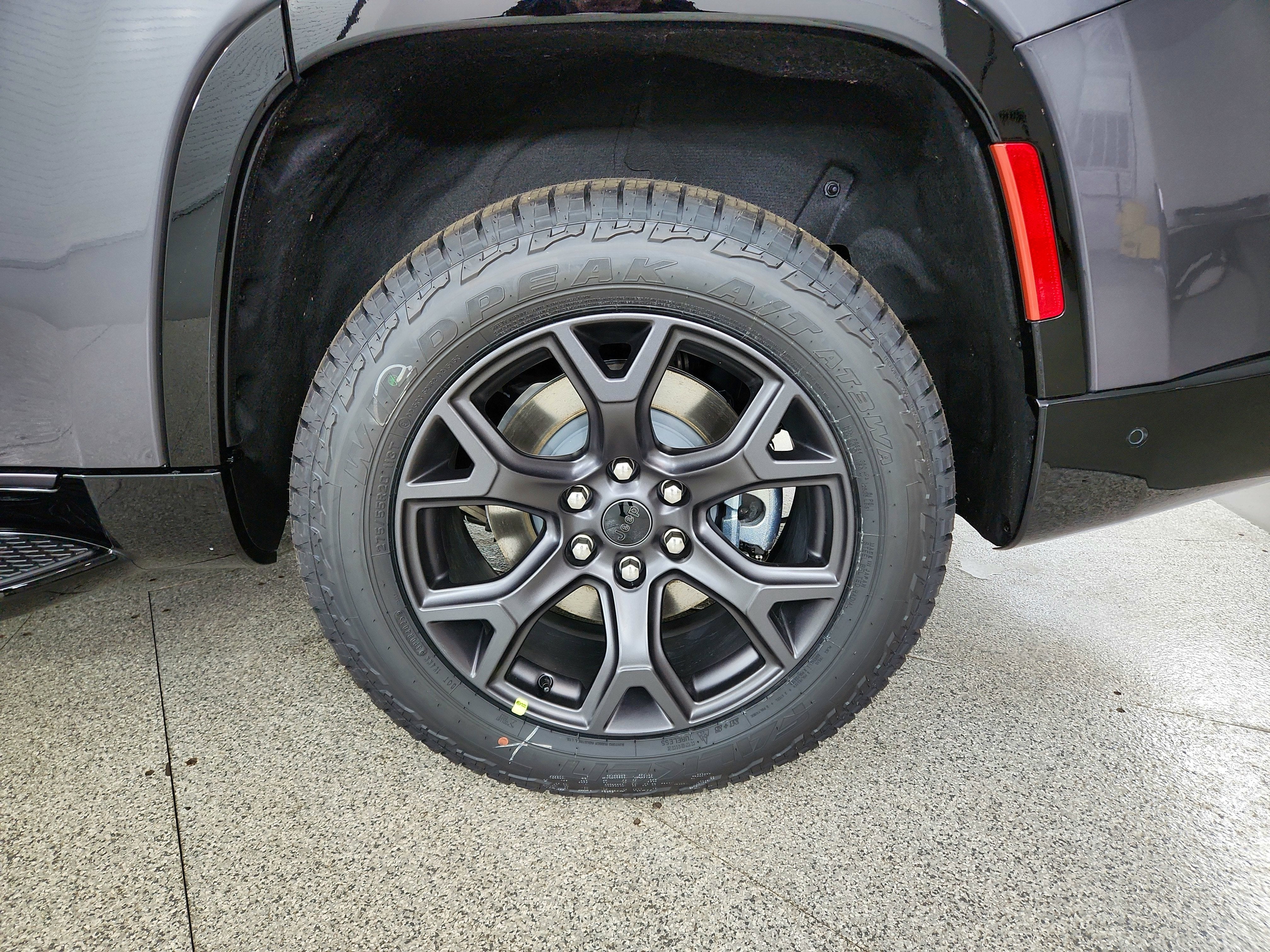 2026 Jeep Grand Wagoneer JEEP GRAND WAGONEER 4X4