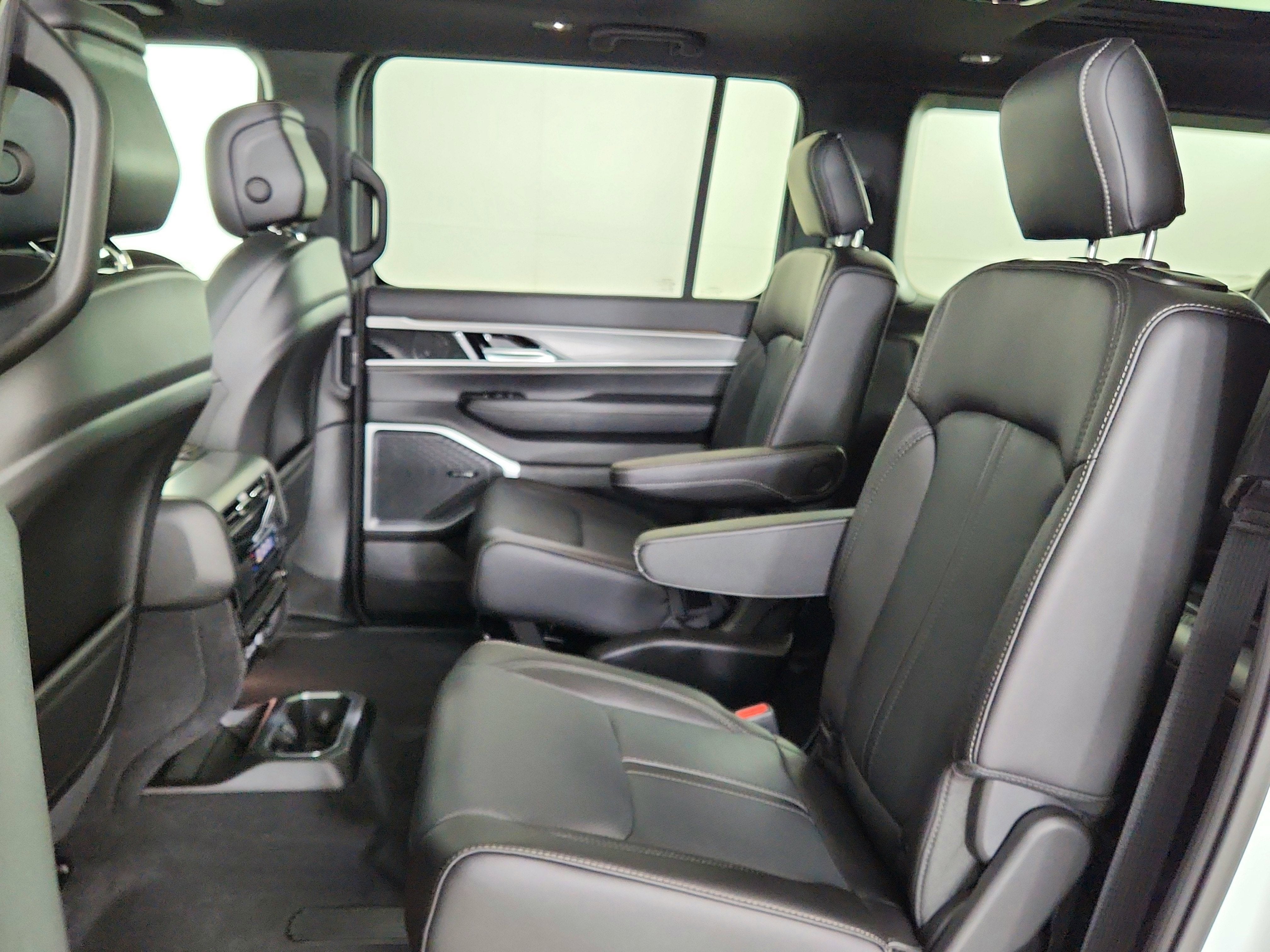 2026 Jeep Grand Wagoneer JEEP GRAND WAGONEER 4X4