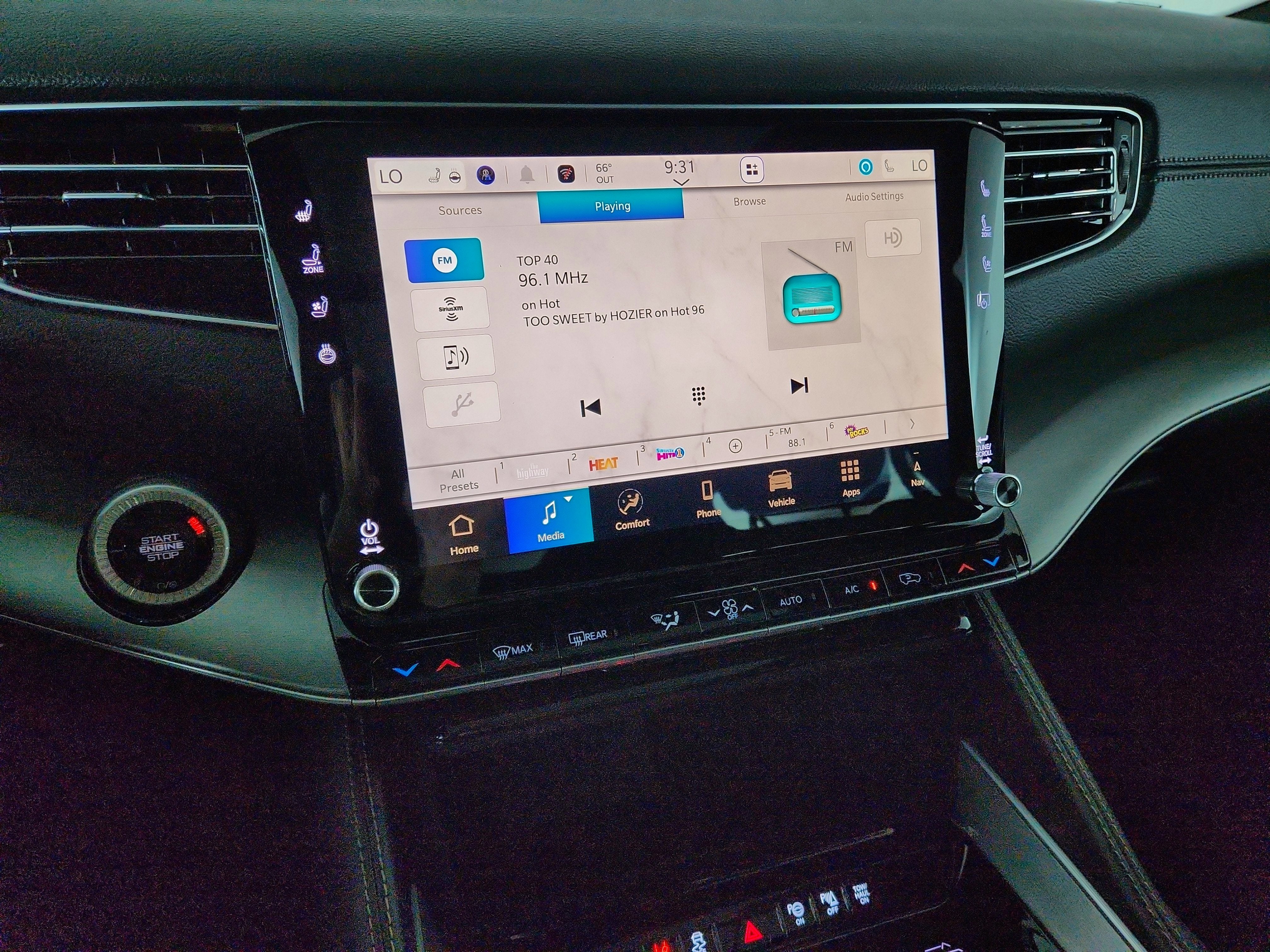 2026 Jeep Grand Wagoneer JEEP GRAND WAGONEER 4X4