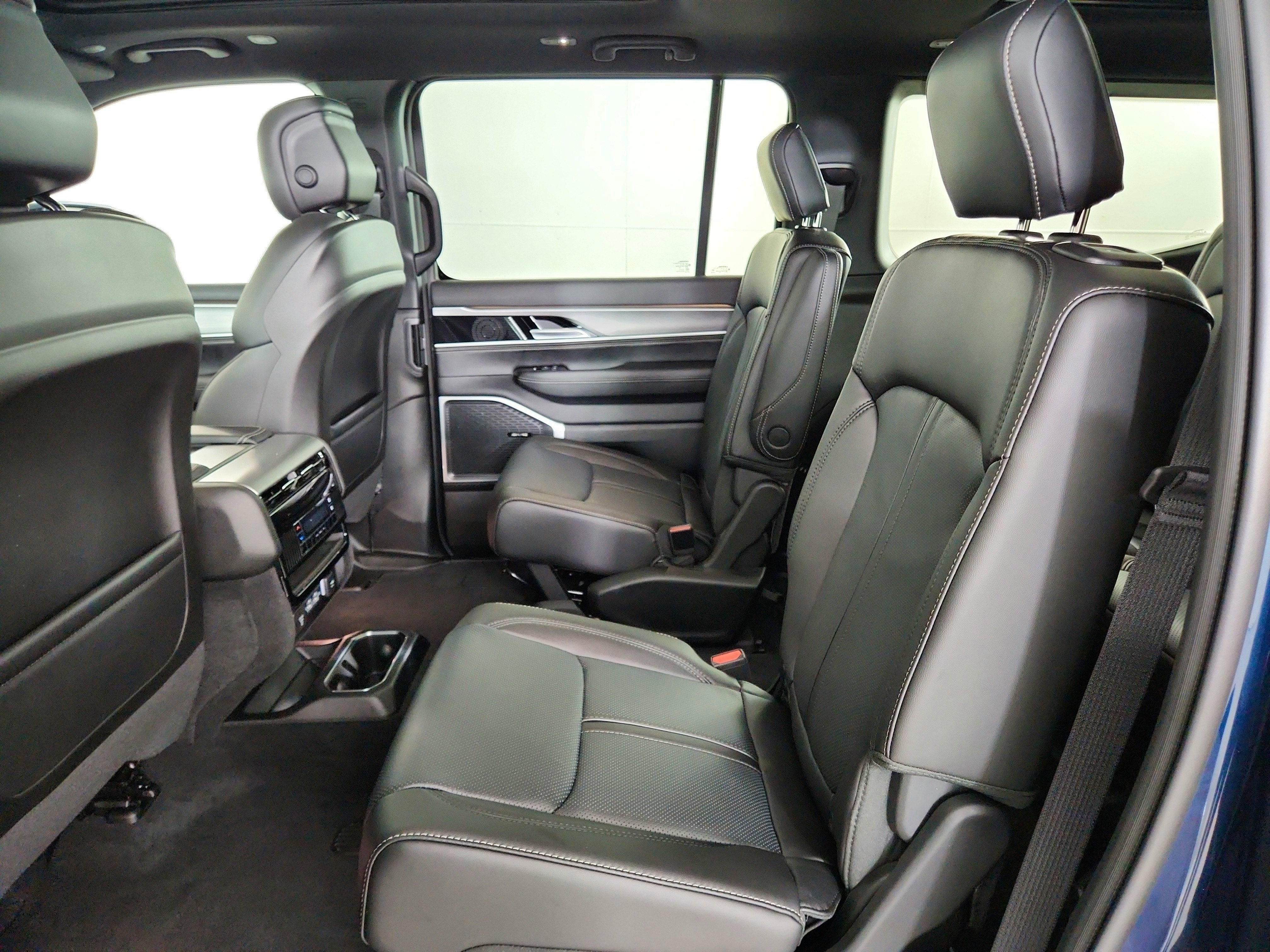 2026 Jeep Grand Wagoneer JEEP GRAND WAGONEER 4X4