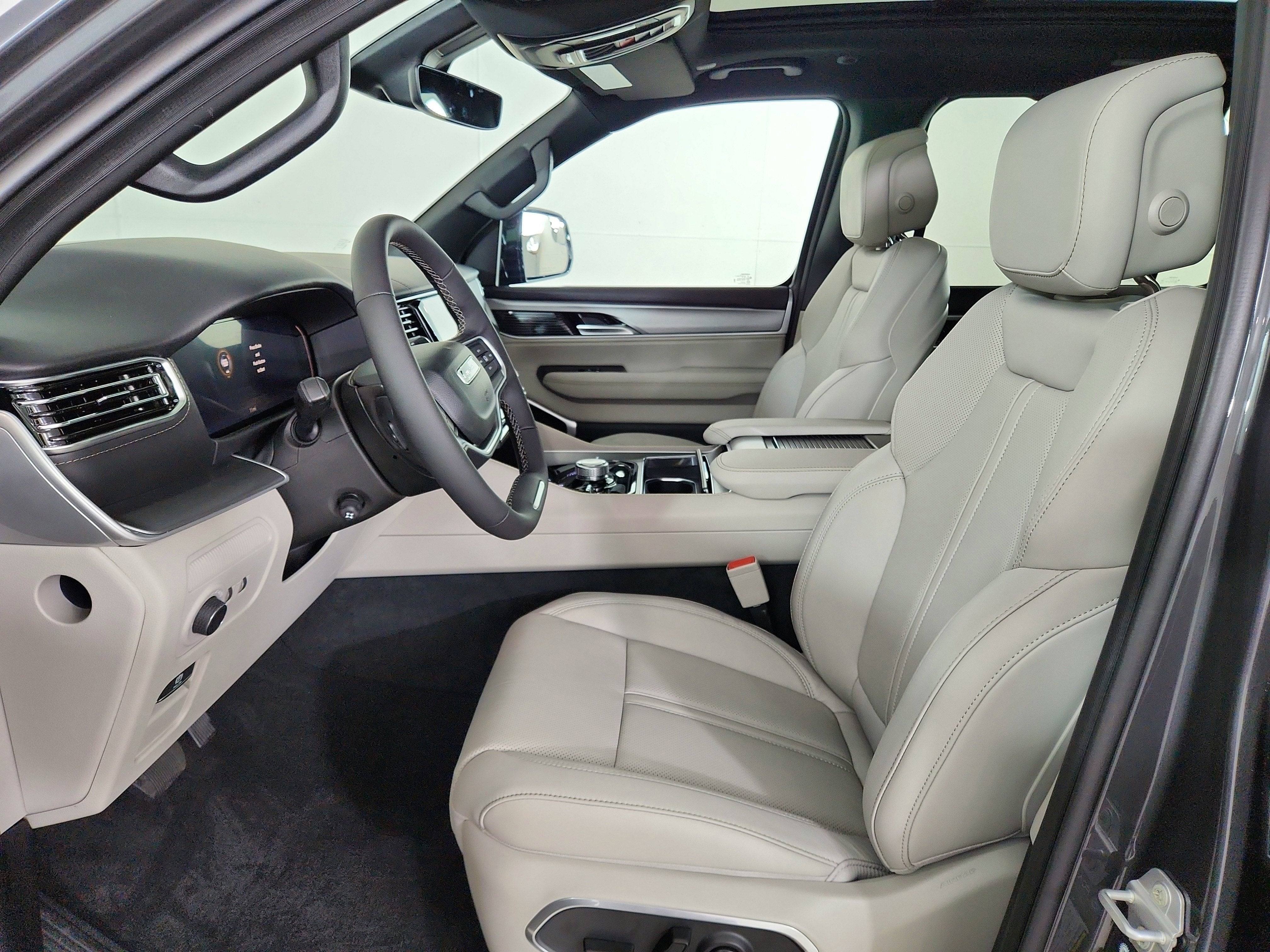 2026 Jeep Grand Wagoneer JEEP GRAND WAGONEER LIMITED 4X4