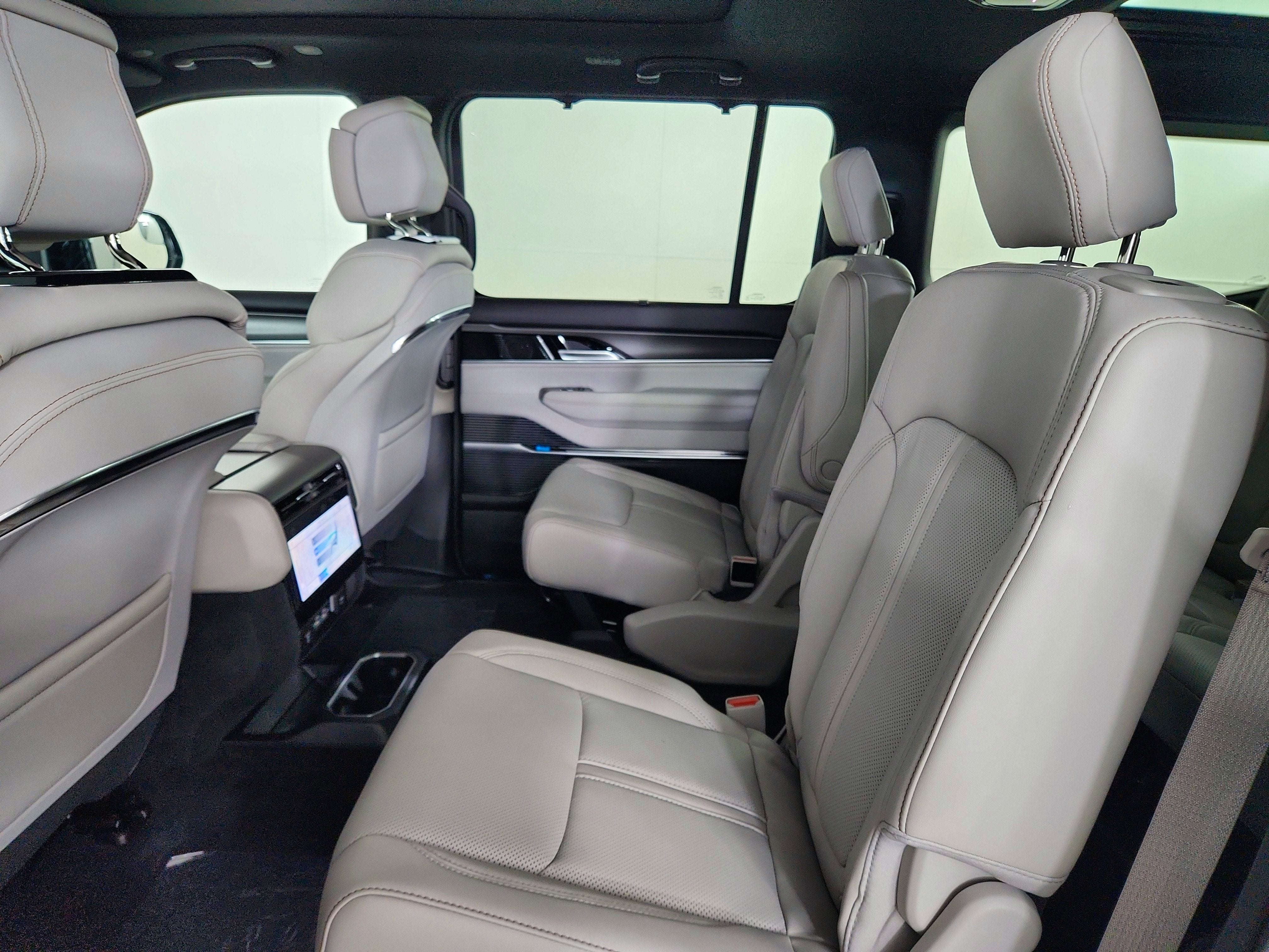 2026 Jeep Grand Wagoneer JEEP GRAND WAGONEER SUMMIT 4X4