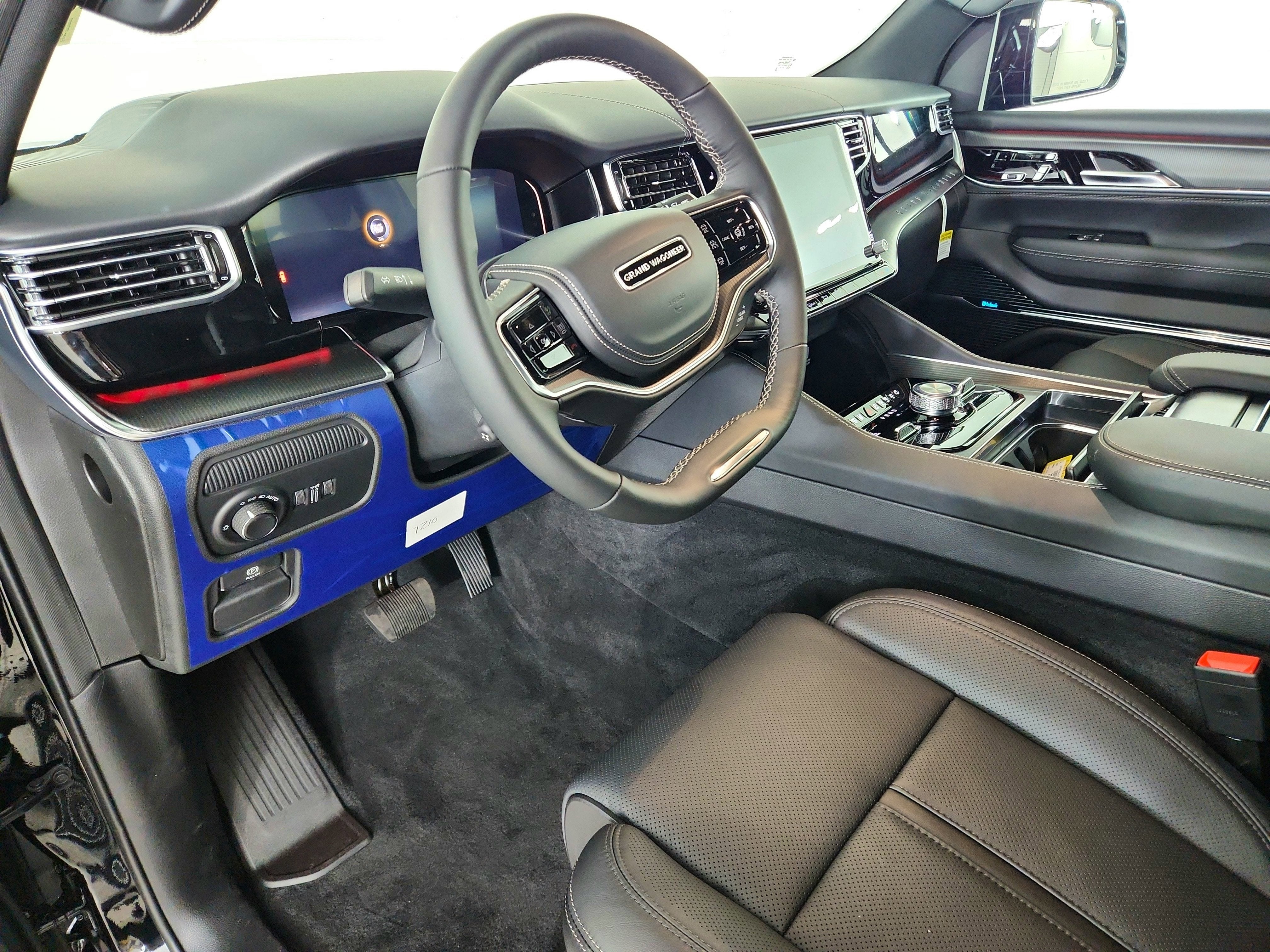 2026 Jeep Grand Wagoneer JEEP GRAND WAGONEER SUMMIT 4X4