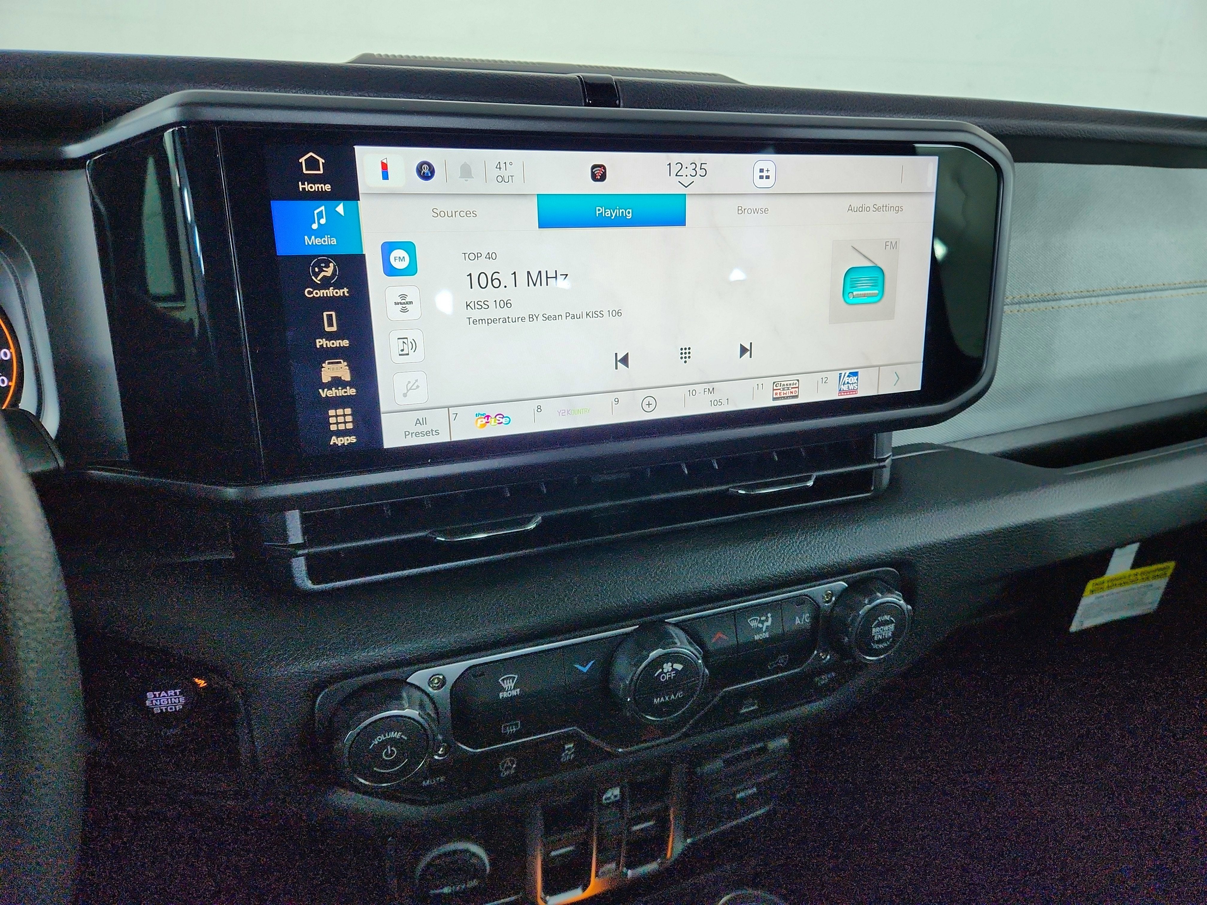 2026 Jeep Gladiator JEEP GLADIATOR SPORT 4X4