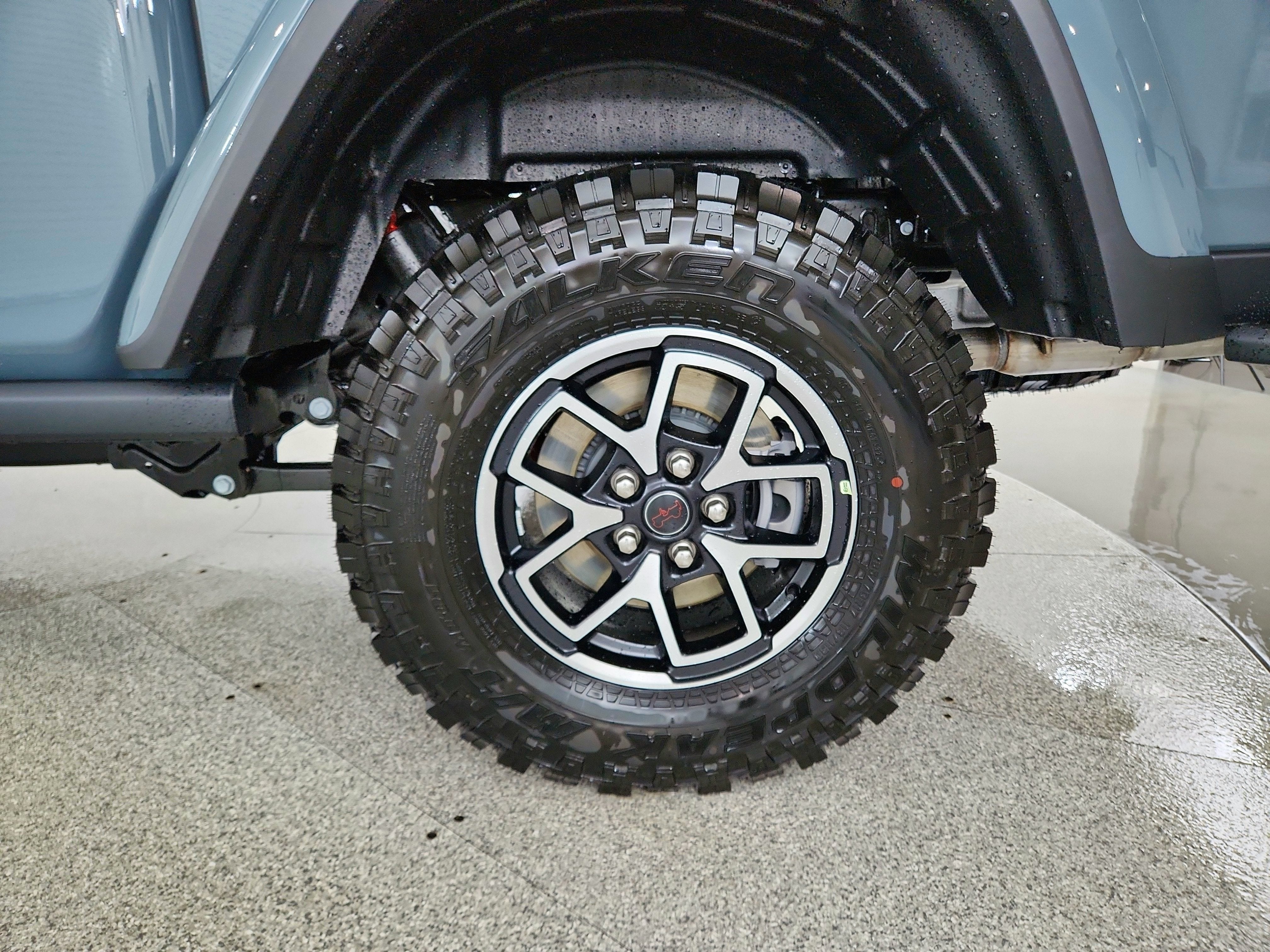 2026 Jeep Gladiator Shadow Ops 4x4