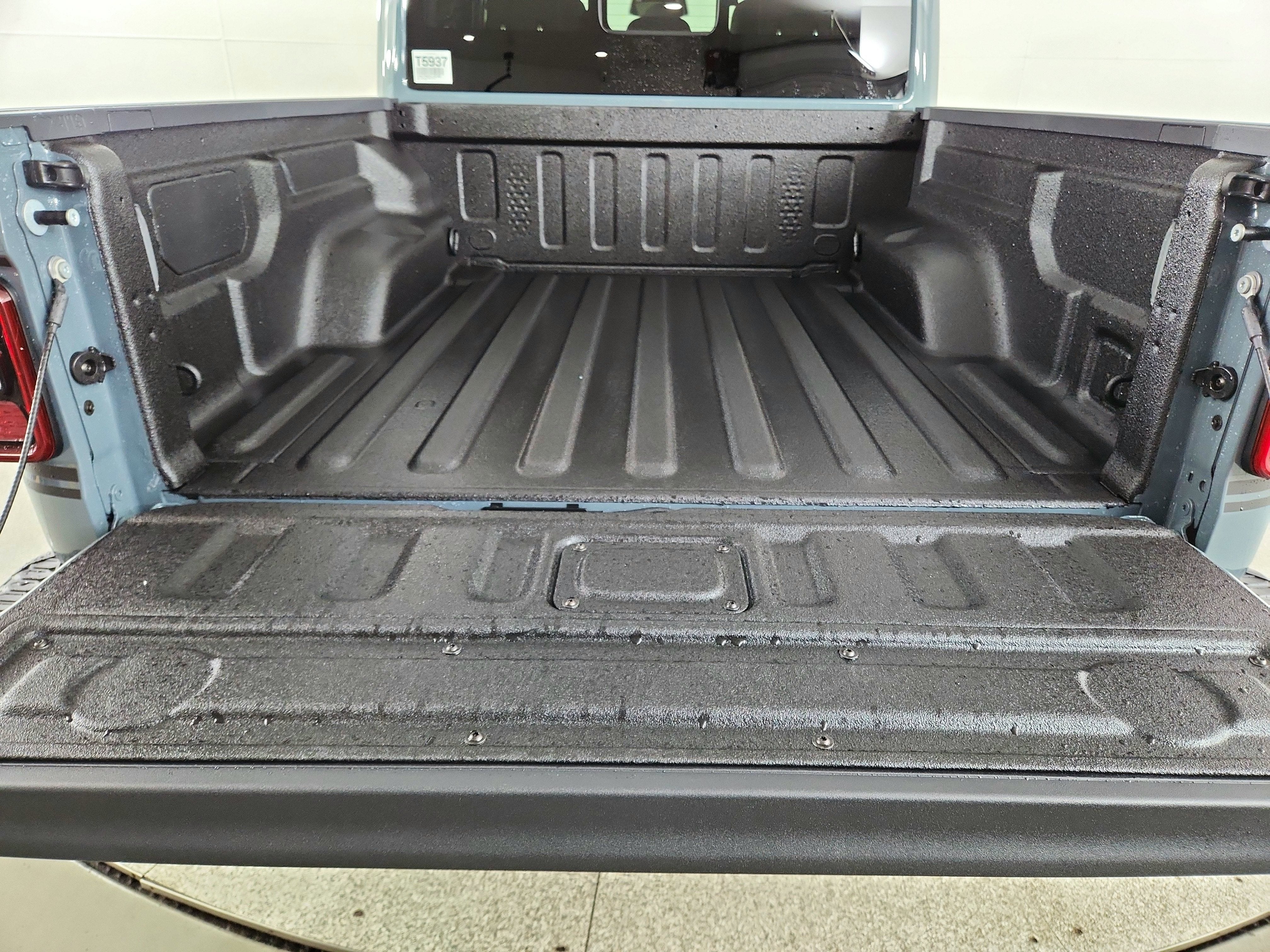 2026 Jeep Gladiator Shadow Ops 4x4