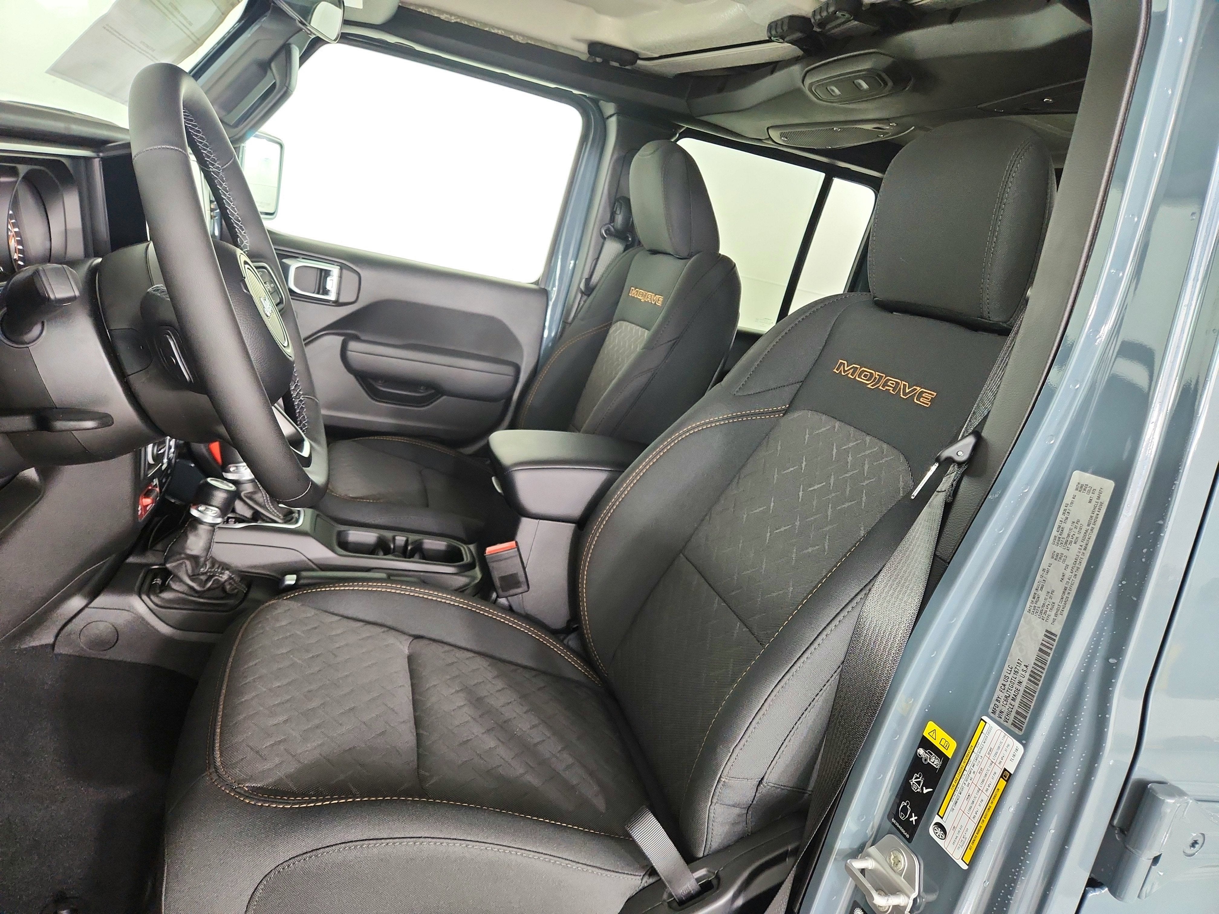 2026 Jeep Gladiator JEEP GLADIATOR MOJAVE 4X4