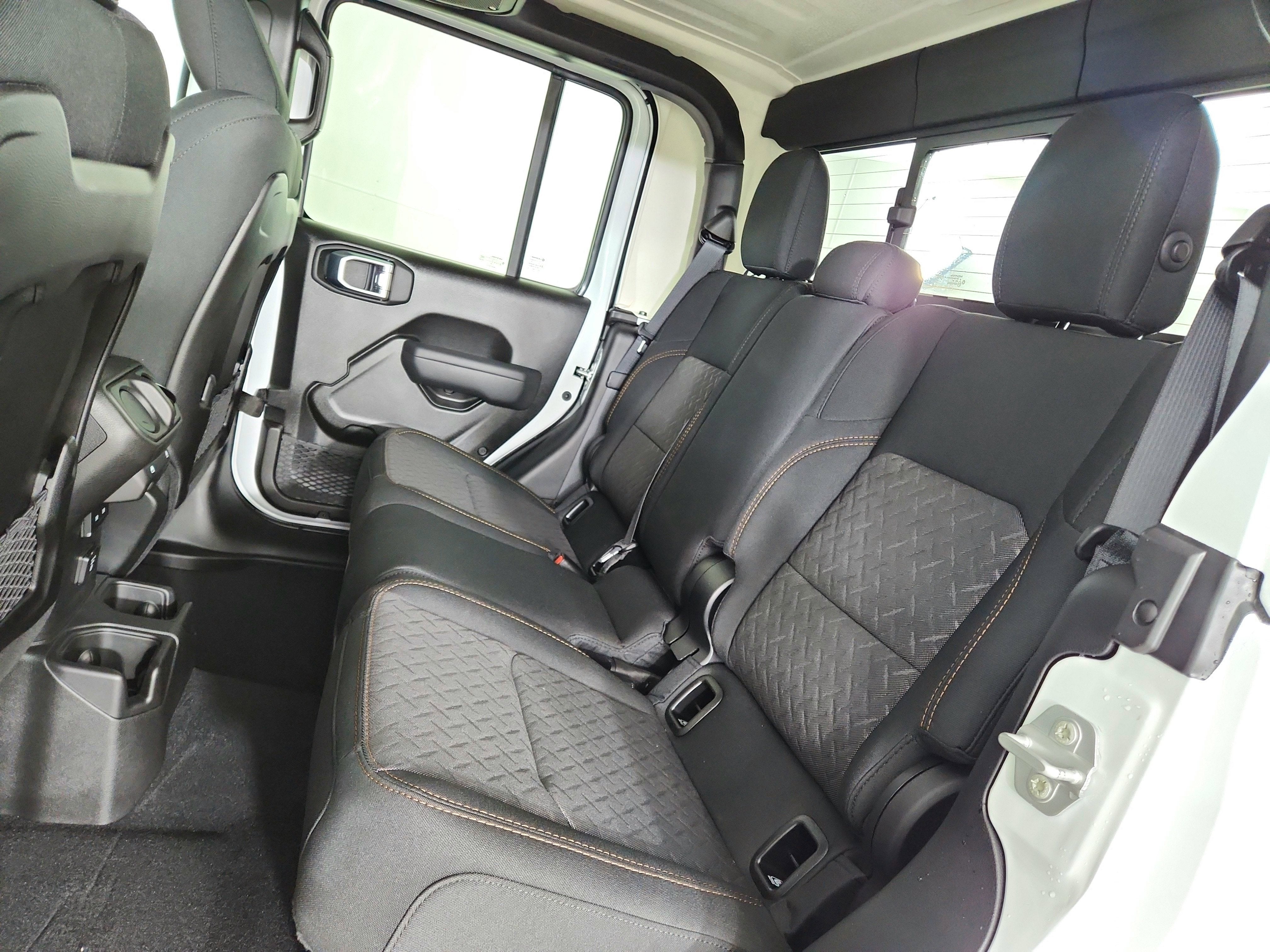 2026 Jeep Gladiator JEEP GLADIATOR MOJAVE 4X4