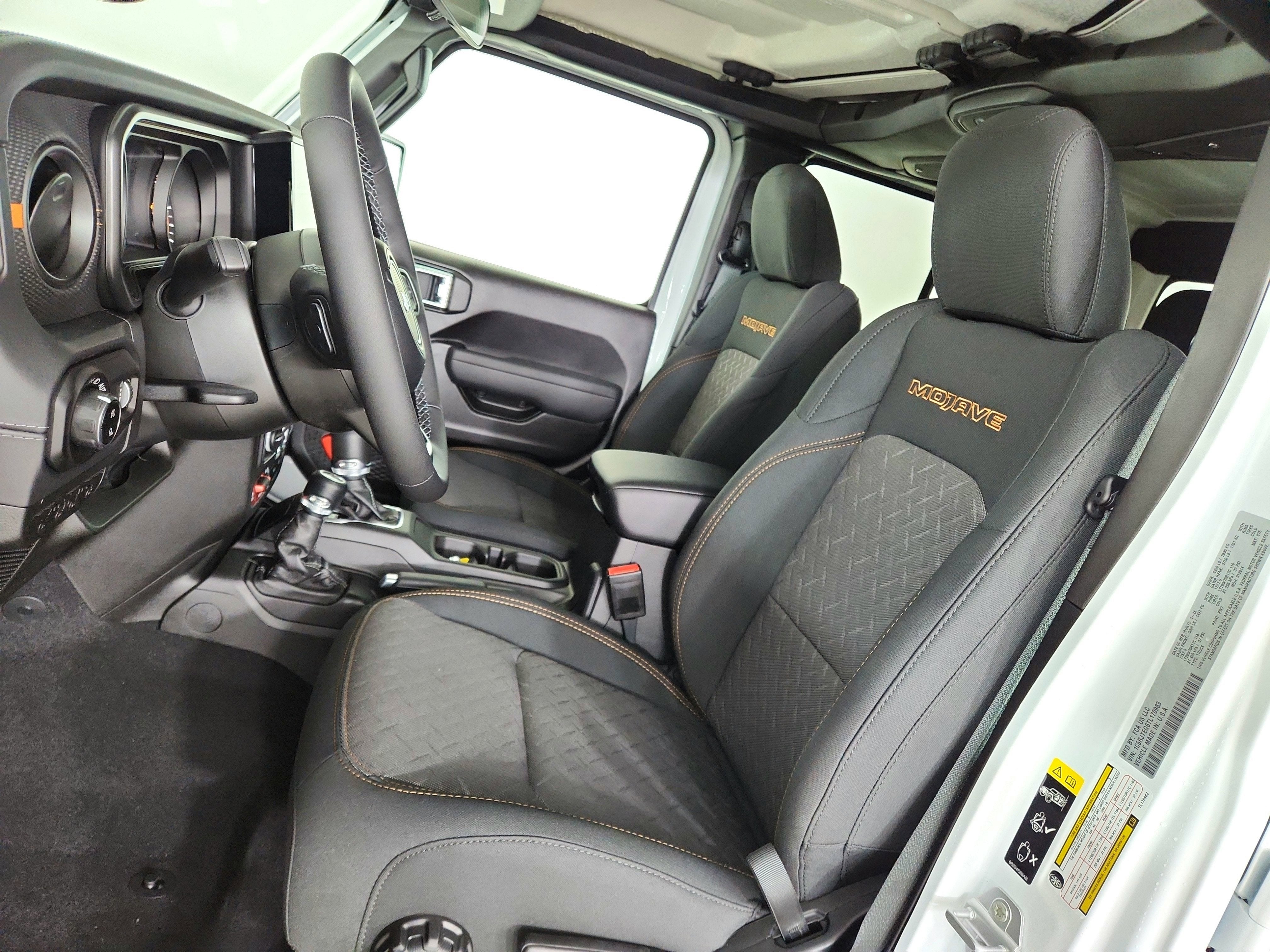 2026 Jeep Gladiator JEEP GLADIATOR MOJAVE 4X4