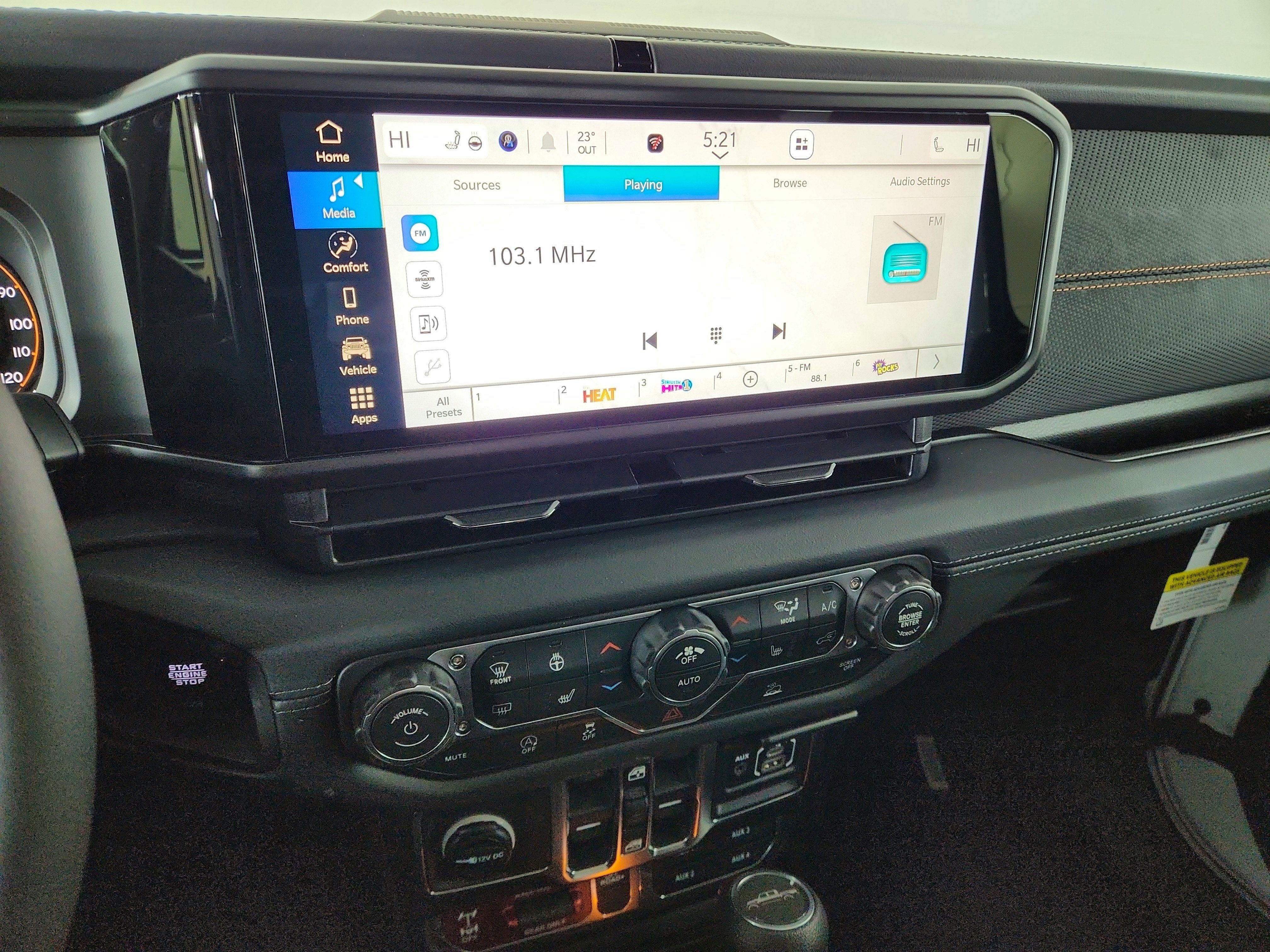 2026 Jeep Gladiator JEEP GLADIATOR MOJAVE 4X4