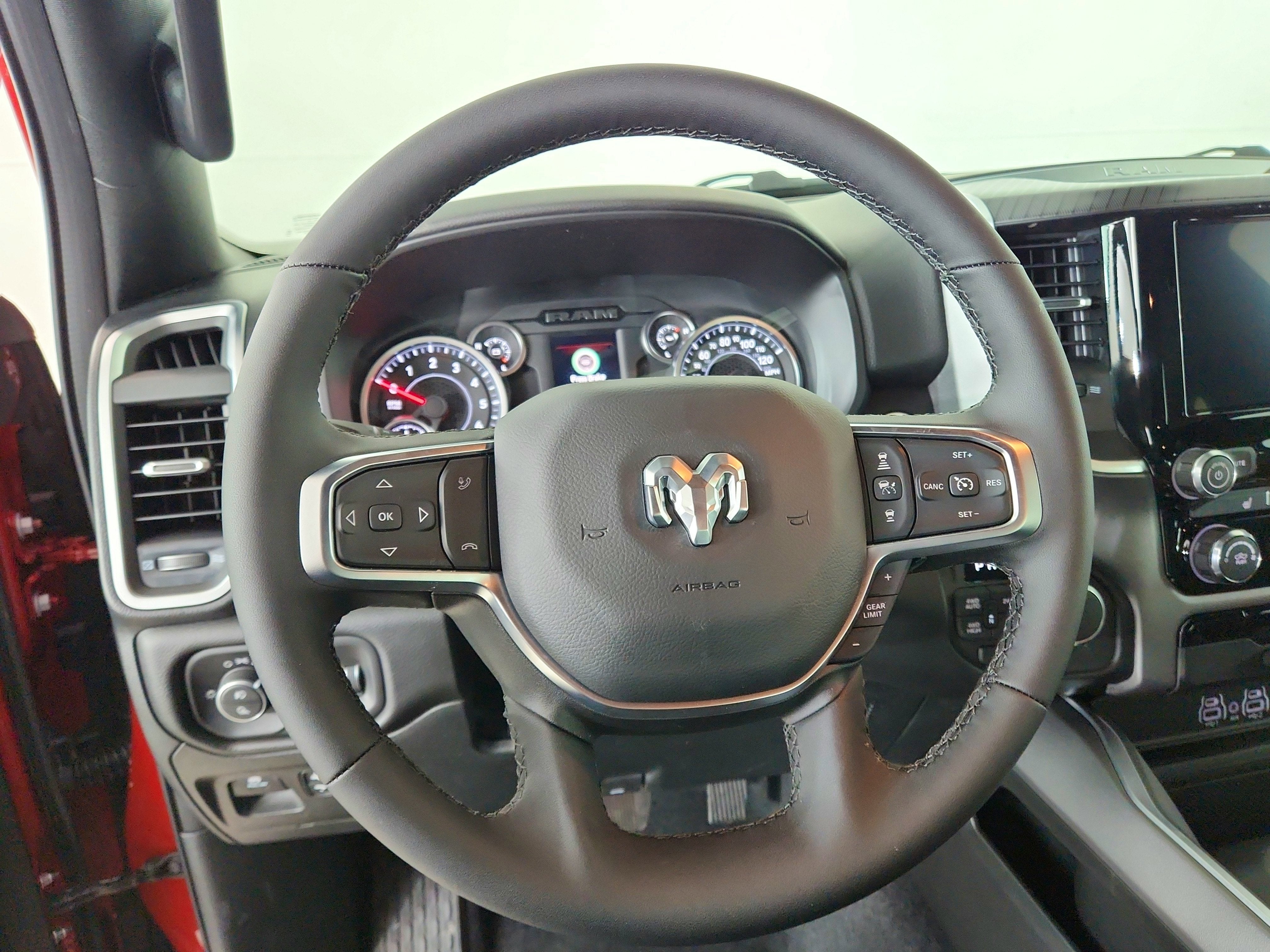 2026 RAM Ram 1500 RAM 1500 BIGHORN/LONESTAR CREW 4X4 (144.5 IN WB 5 FT 7 IN BOX)