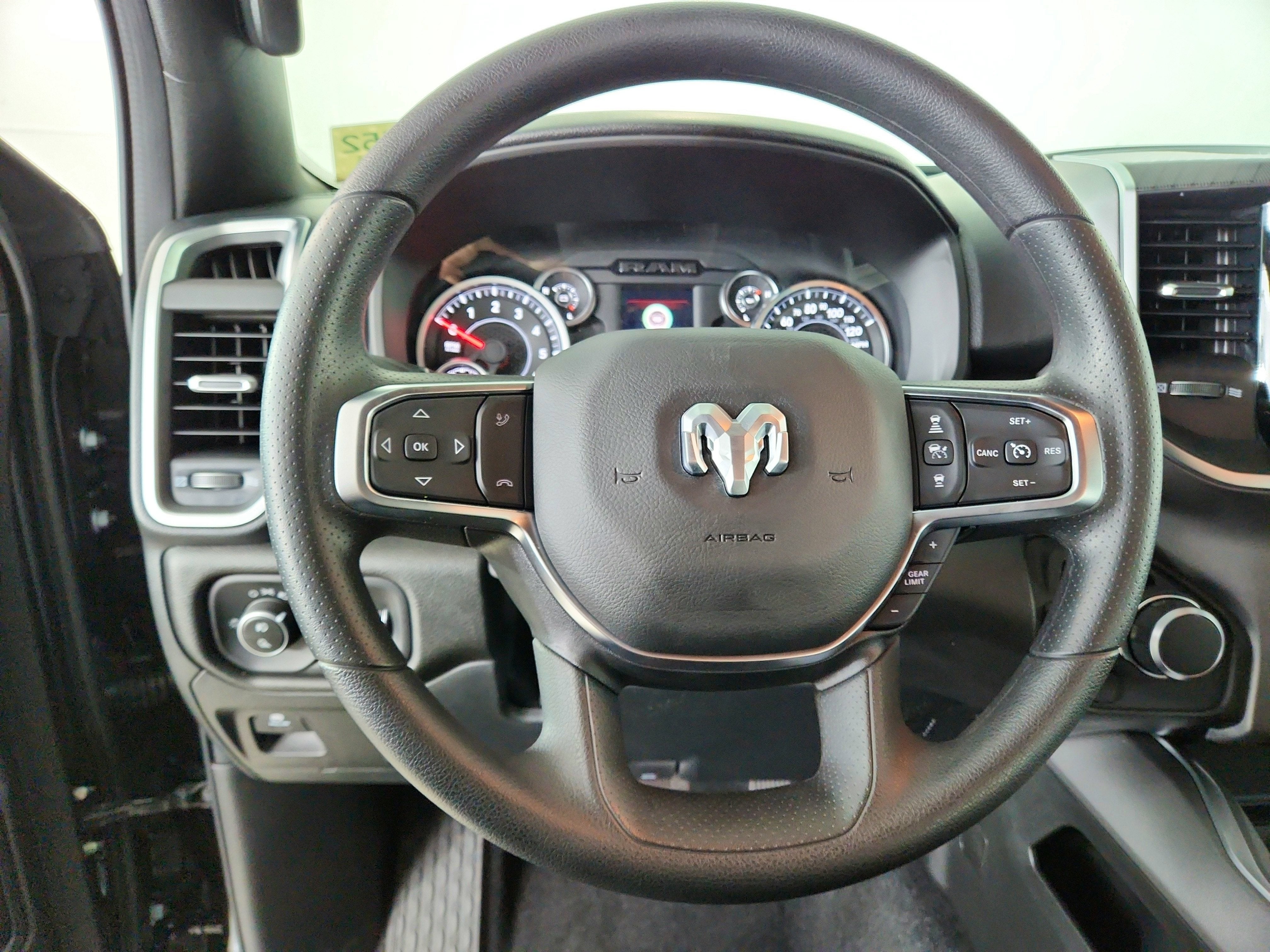 2026 RAM Ram 1500 RAM 1500 BIGHORN/LONESTAR CREW 4X4 (144.5 IN WB 5 FT 7 IN BOX)