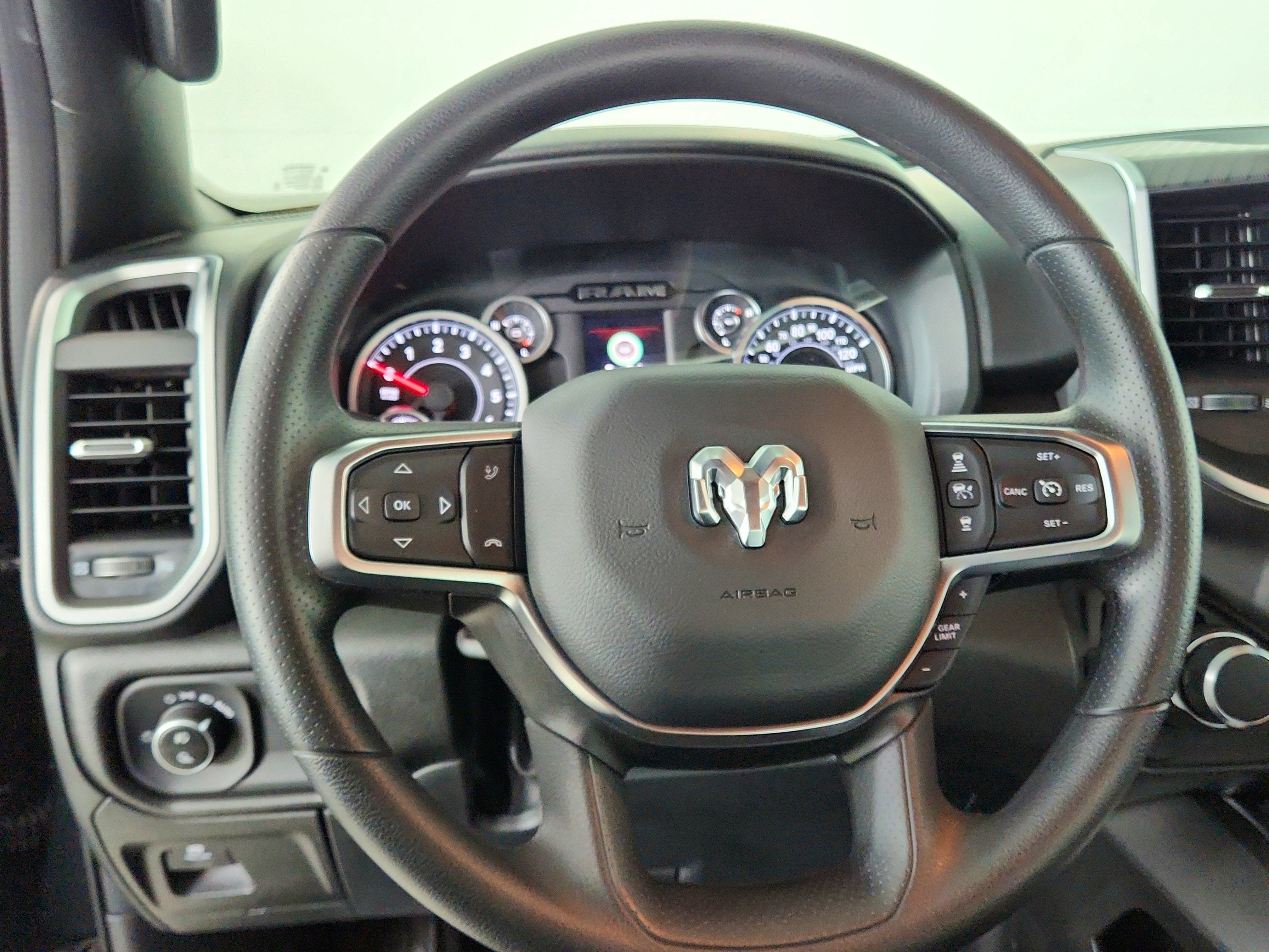 2026 RAM Ram 1500 RAM 1500 BIGHORN/LONESTAR CREW 4X4 (144.5 IN WB 5 FT 7 IN BOX)