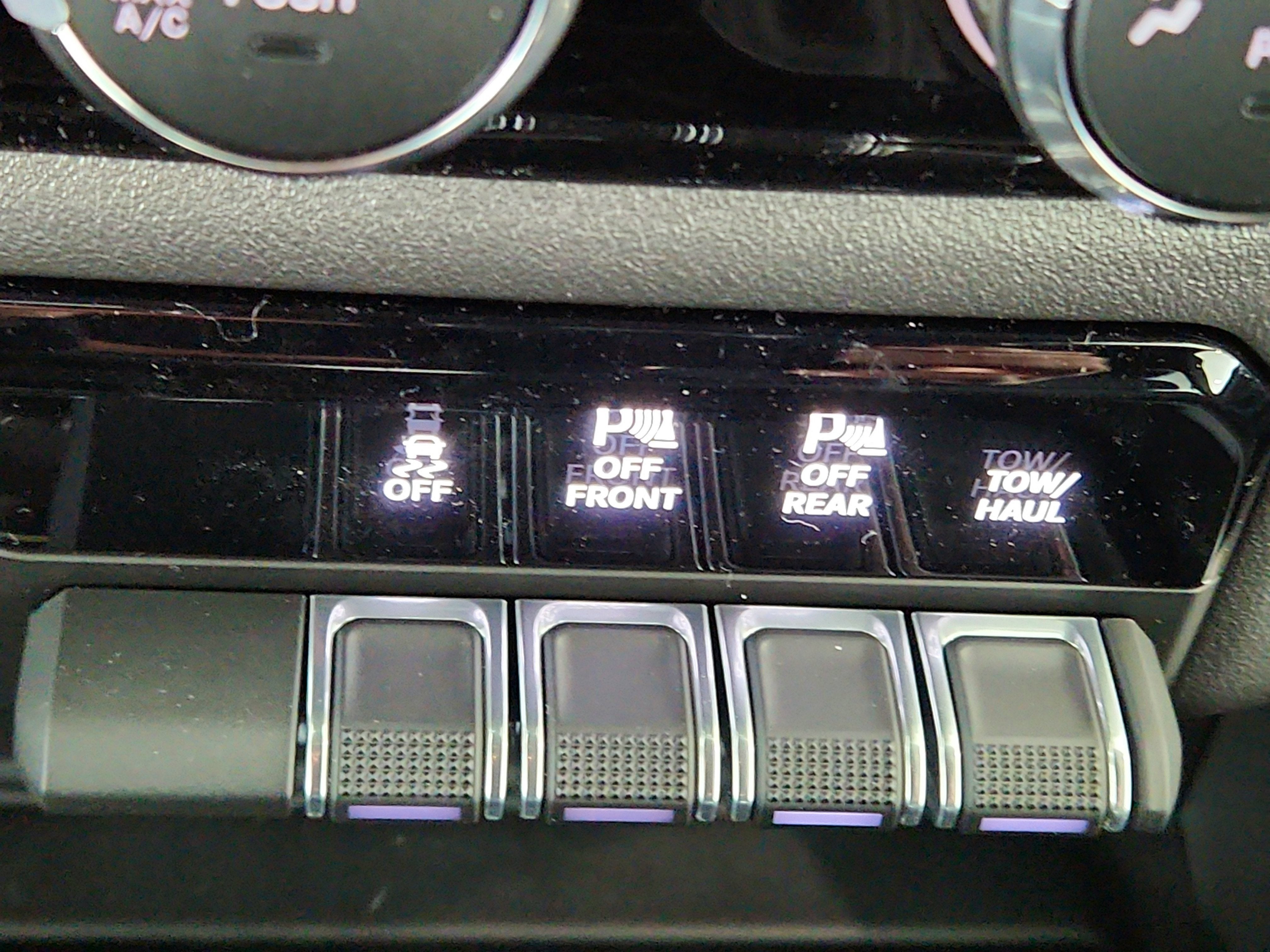 2026 RAM Ram 1500 RAM 1500 BIGHORN/LONESTAR CREW 4X4 (144.5 IN WB 5 FT 7 IN BOX)