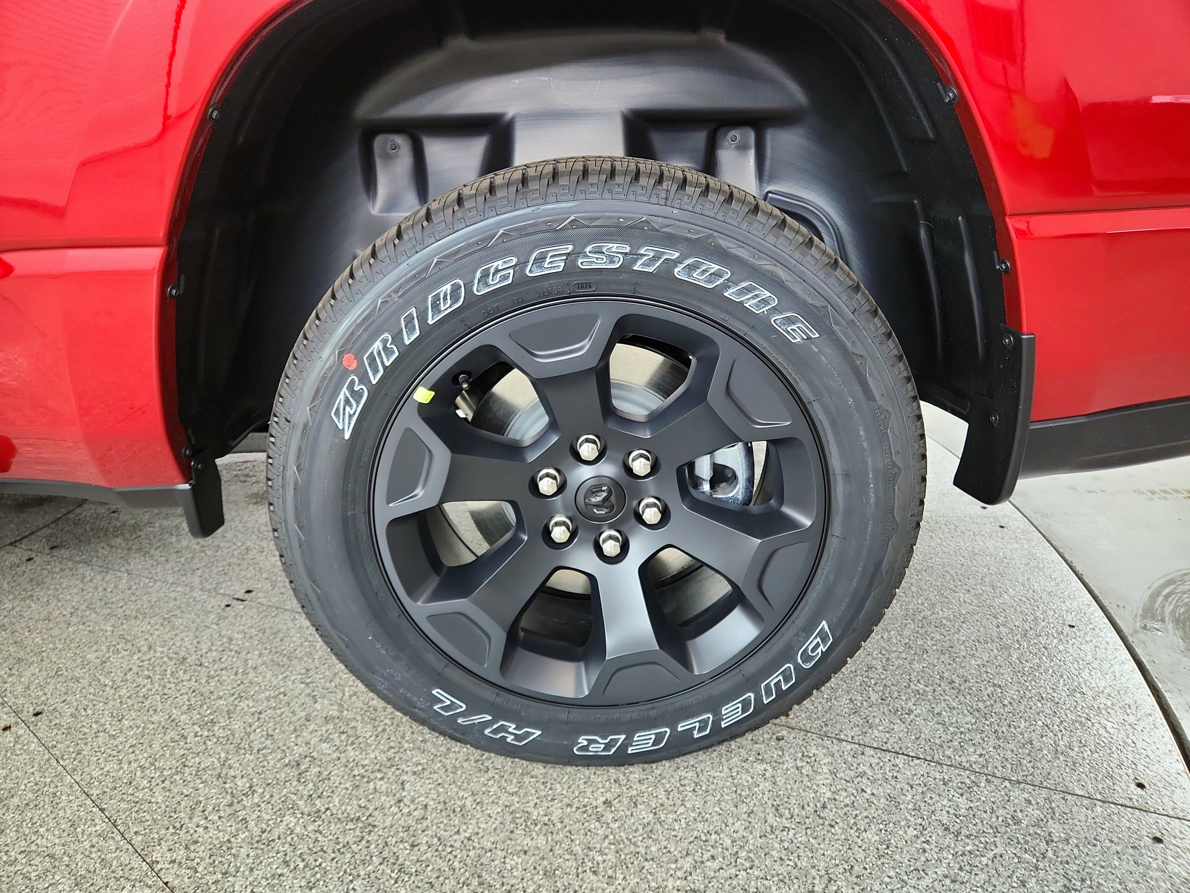 2026 RAM Ram 1500 RAM 1500 TRADESMAN CREW CAB 4X4 (144.5 IN WB 5 FT 7 IN BOX)