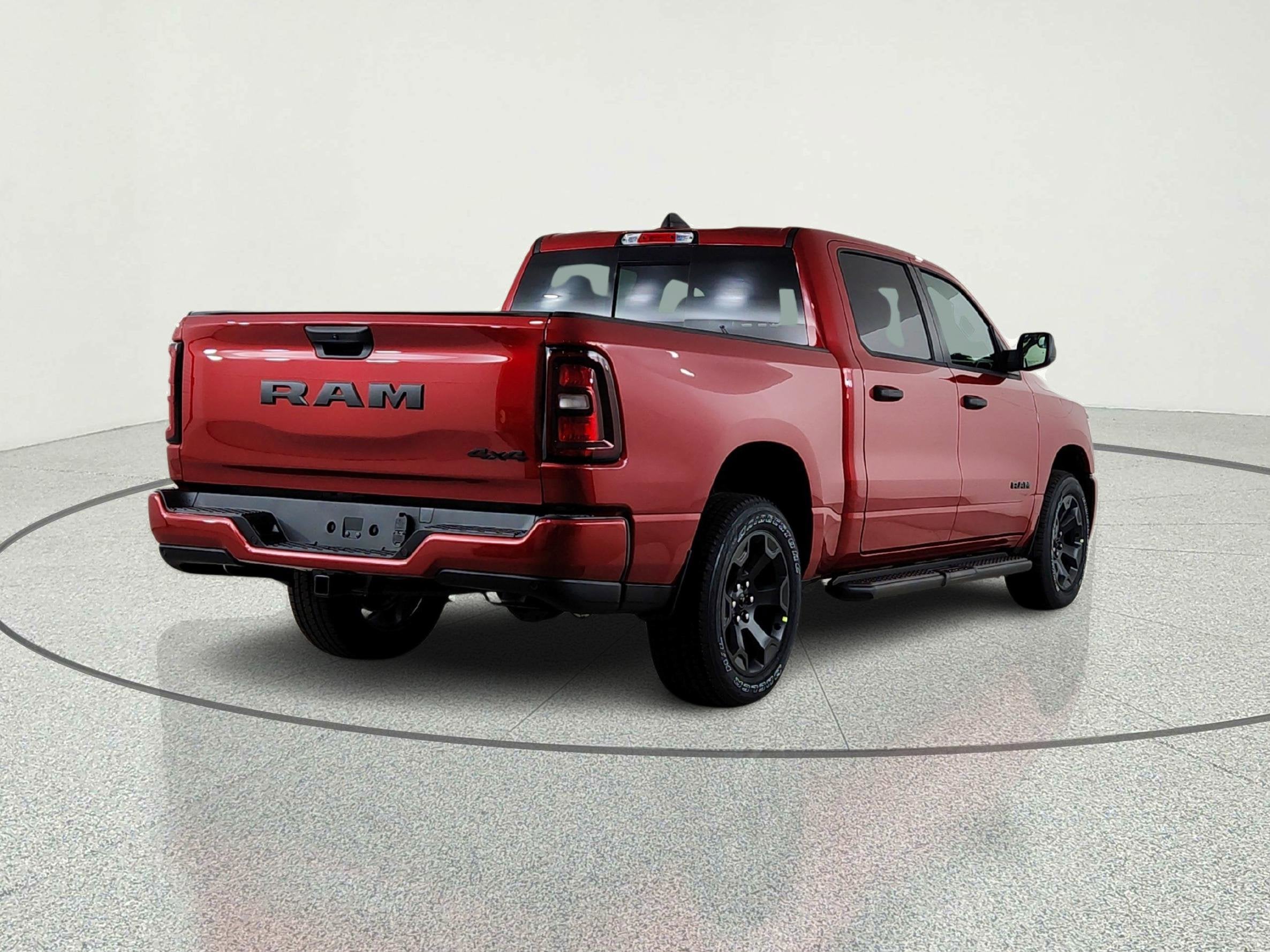 2026 RAM Ram 1500 RAM 1500 TRADESMAN CREW CAB 4X4 (144.5 IN WB 5 FT 7 IN BOX)