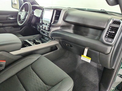 2026 RAM Ram 1500 RAM 1500 TRADESMAN CREW CAB 4X4 (144.5 IN WB 5 FT 7 IN BOX)