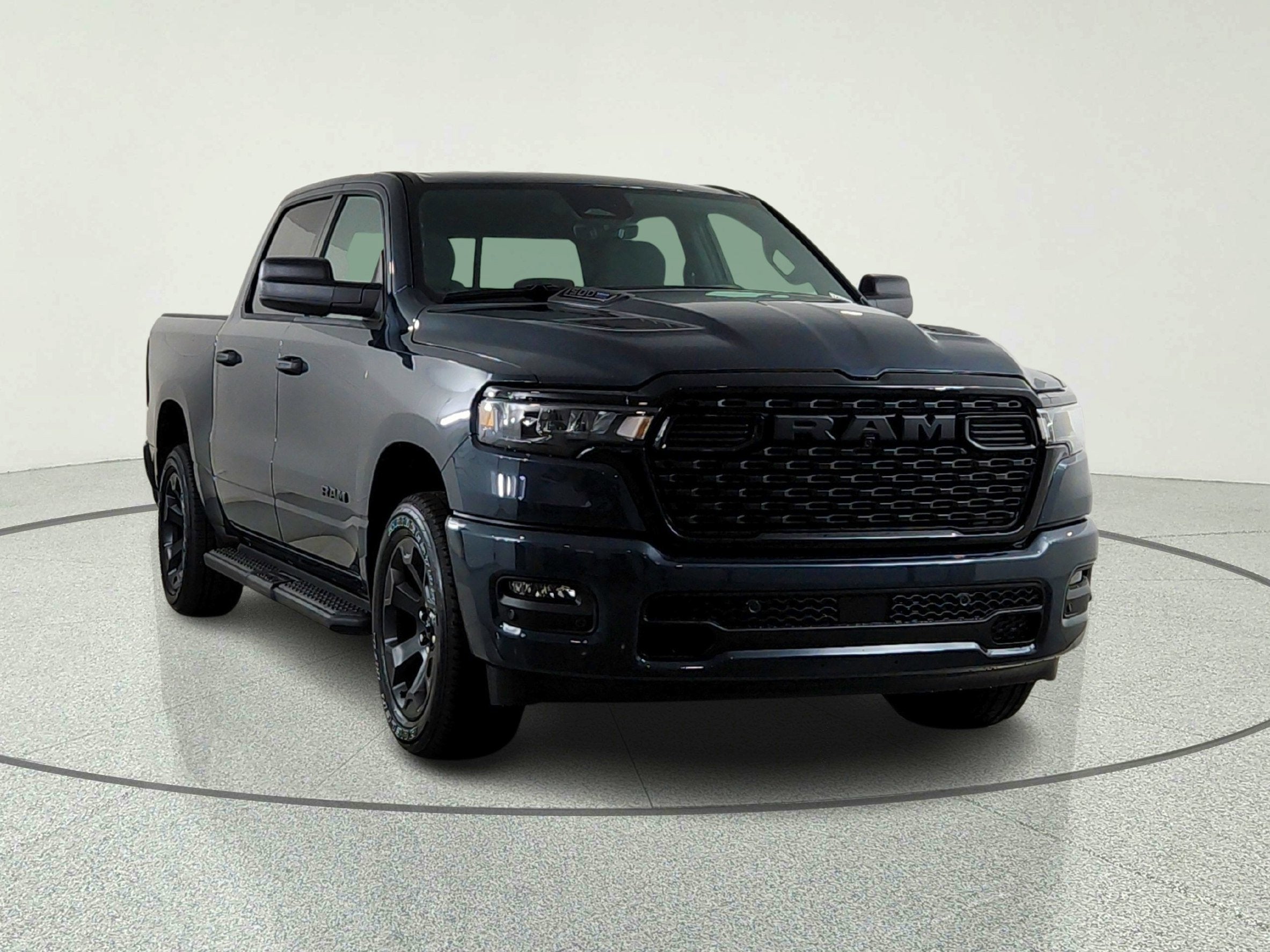 2026 RAM Ram 1500 RAM 1500 TRADESMAN CREW CAB 4X4 (144.5 IN WB 5 FT 7 IN BOX)