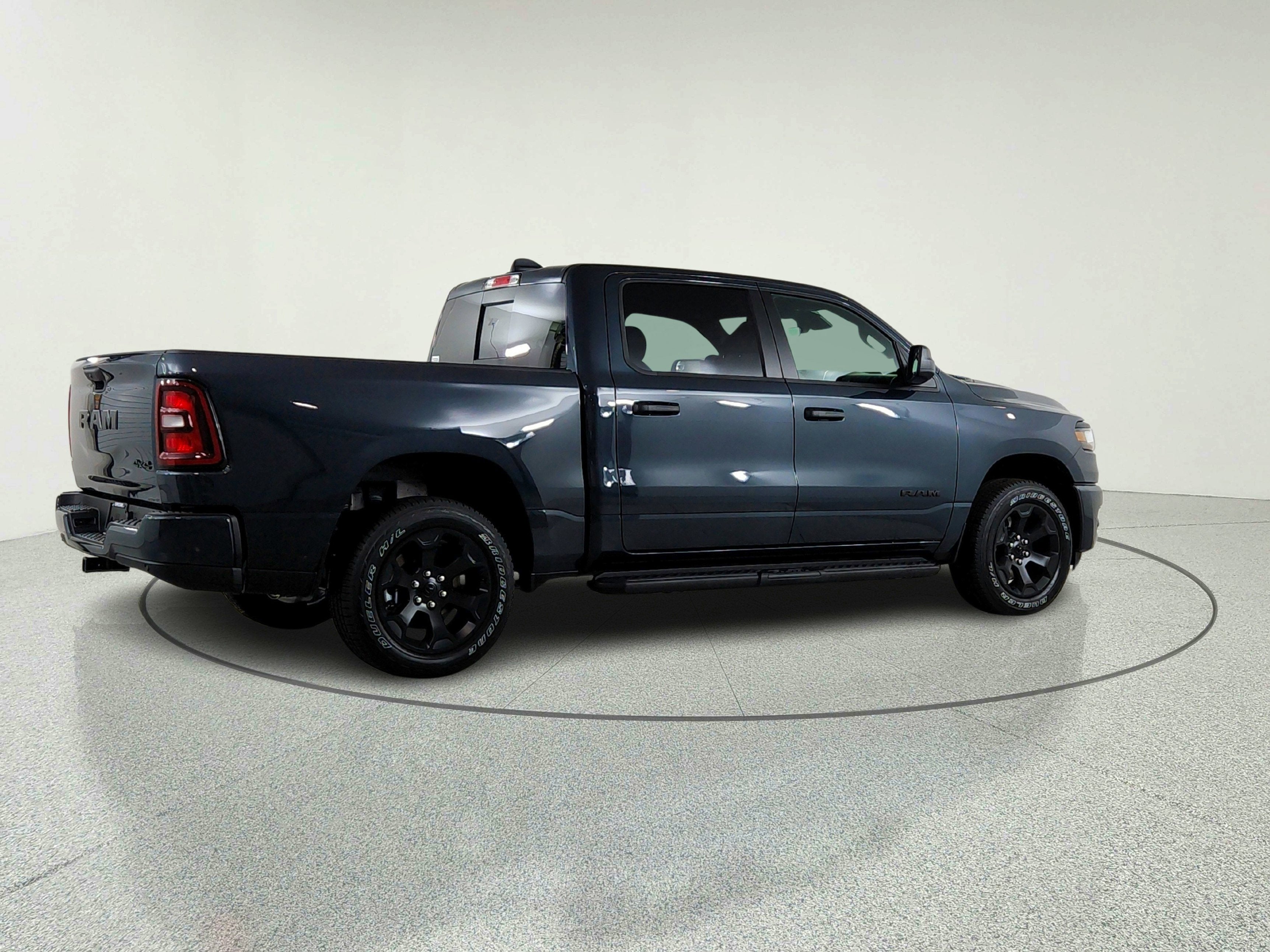 2026 RAM Ram 1500 RAM 1500 TRADESMAN CREW CAB 4X4 (144.5 IN WB 5 FT 7 IN BOX)