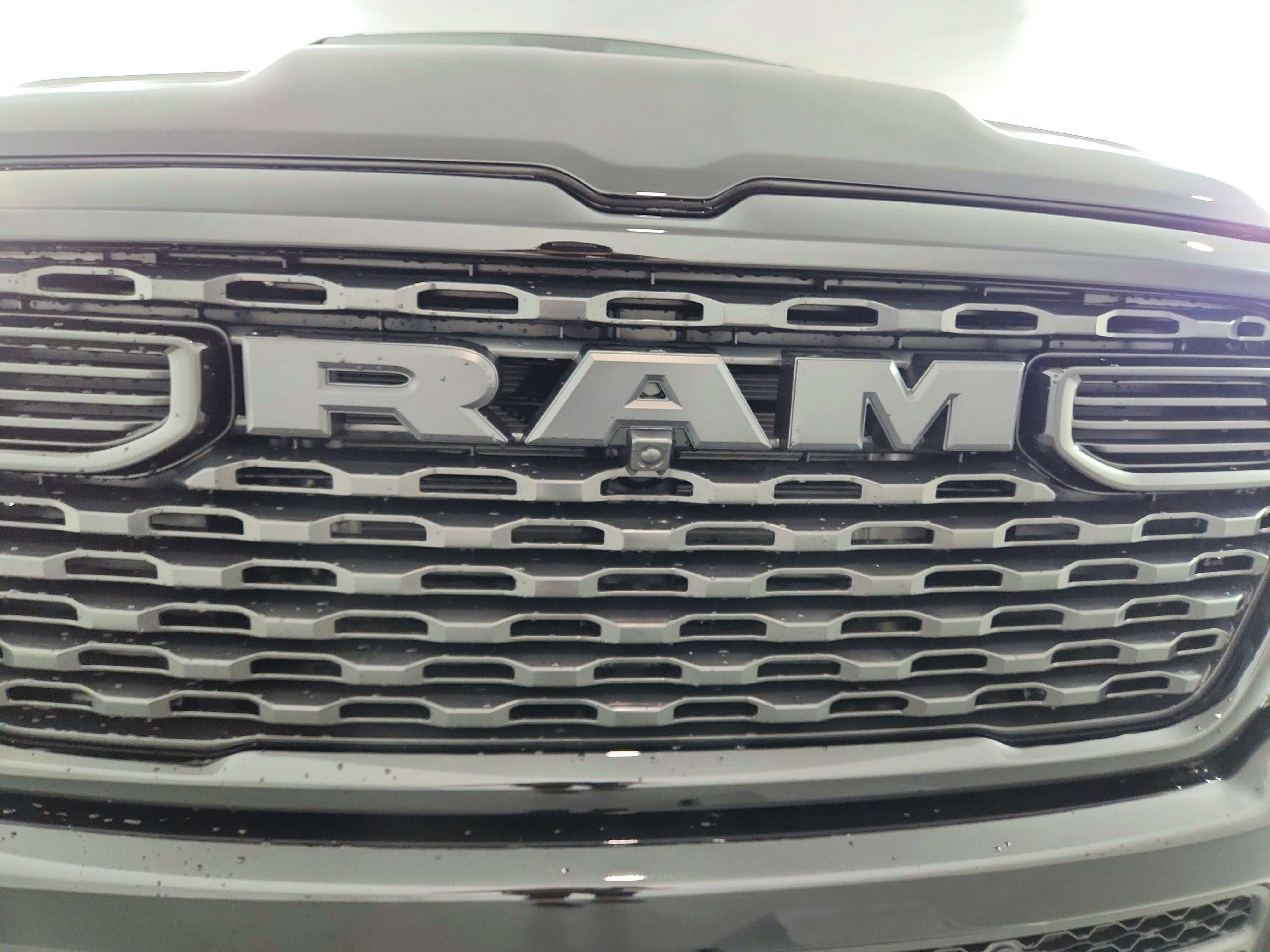 2026 RAM Ram 1500 RAM 1500 TRADESMAN CREW CAB 4X4 (144.5 IN WB 5 FT 7 IN BOX)