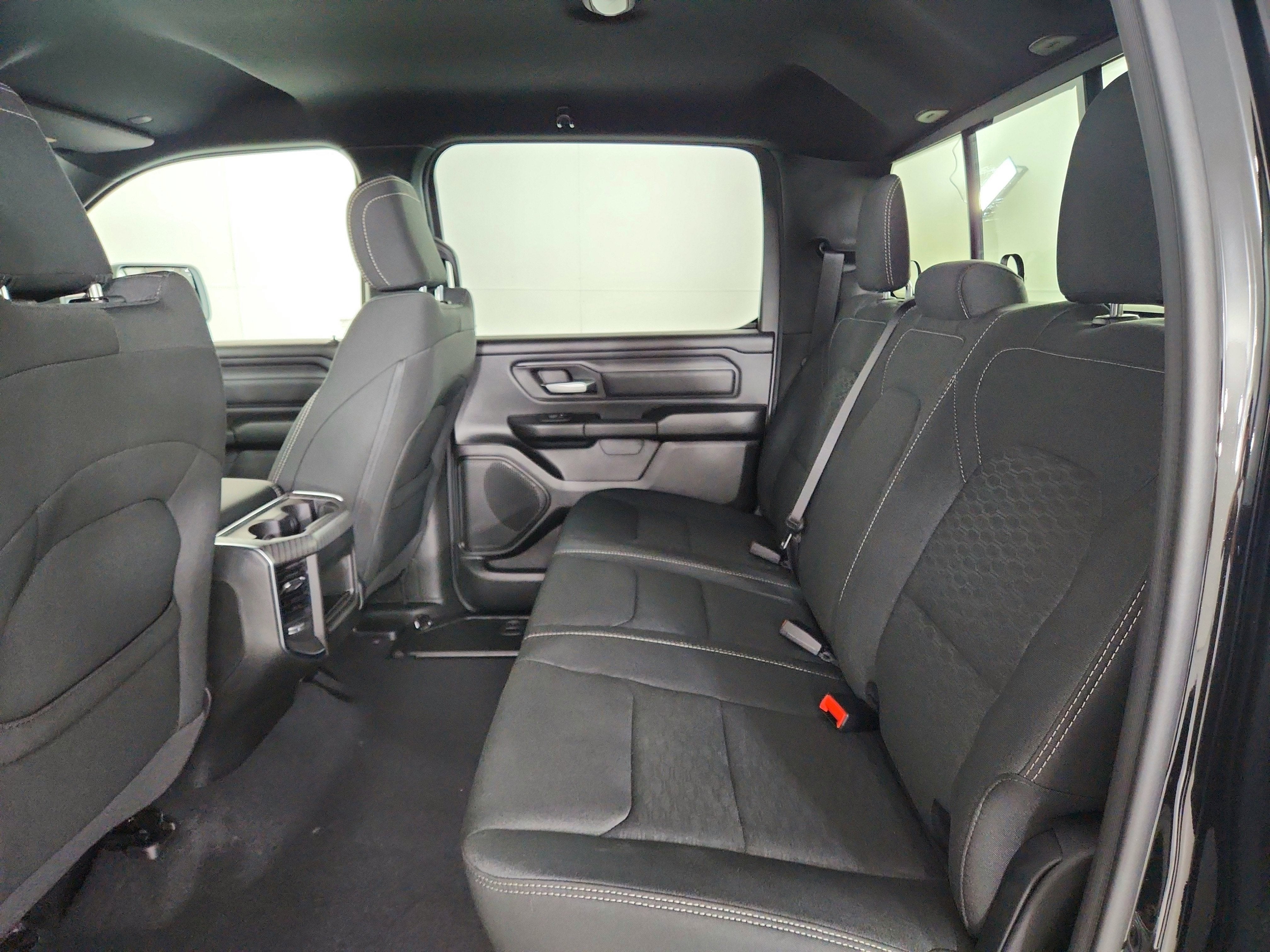 2026 RAM Ram 1500 RAM 1500 TRADESMAN CREW CAB 4X4 (144.5 IN WB 5 FT 7 IN BOX)