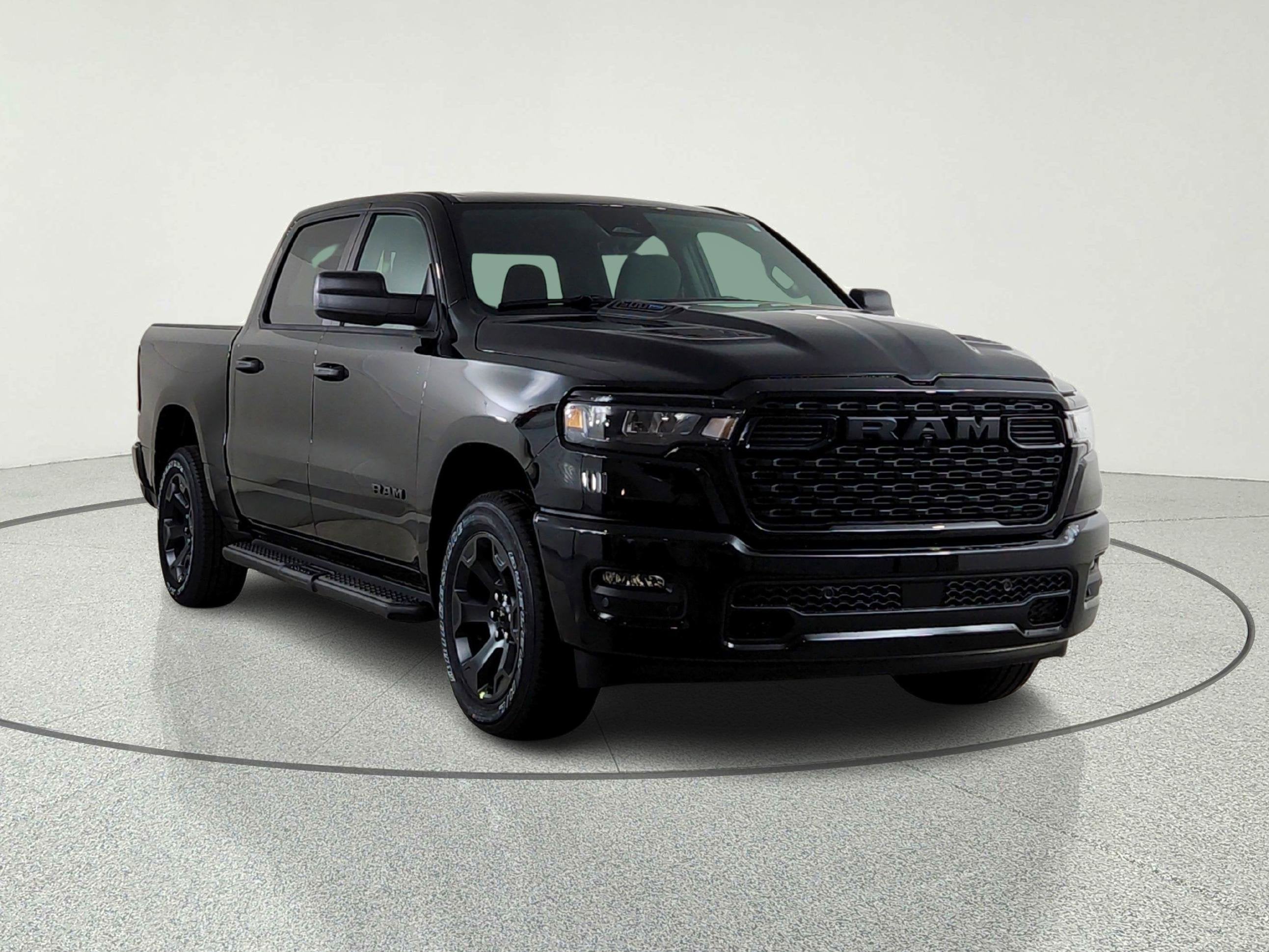 2026 RAM Ram 1500 RAM 1500 TRADESMAN CREW CAB 4X4 (144.5 IN WB 5 FT 7 IN BOX)