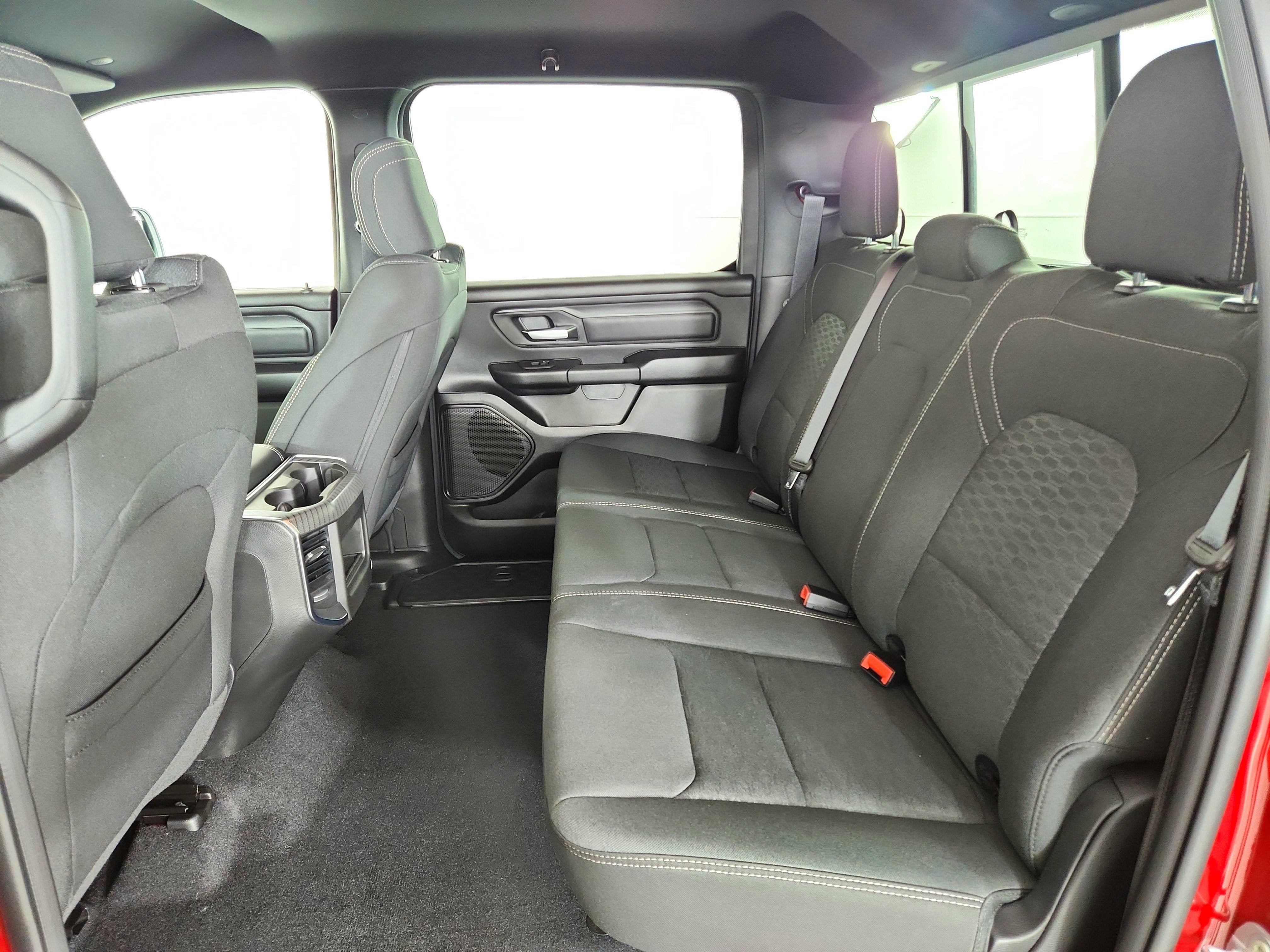 2026 RAM Ram 1500 RAM 1500 TRADESMAN CREW CAB 4X4 (144.5 IN WB 5 FT 7 IN BOX)