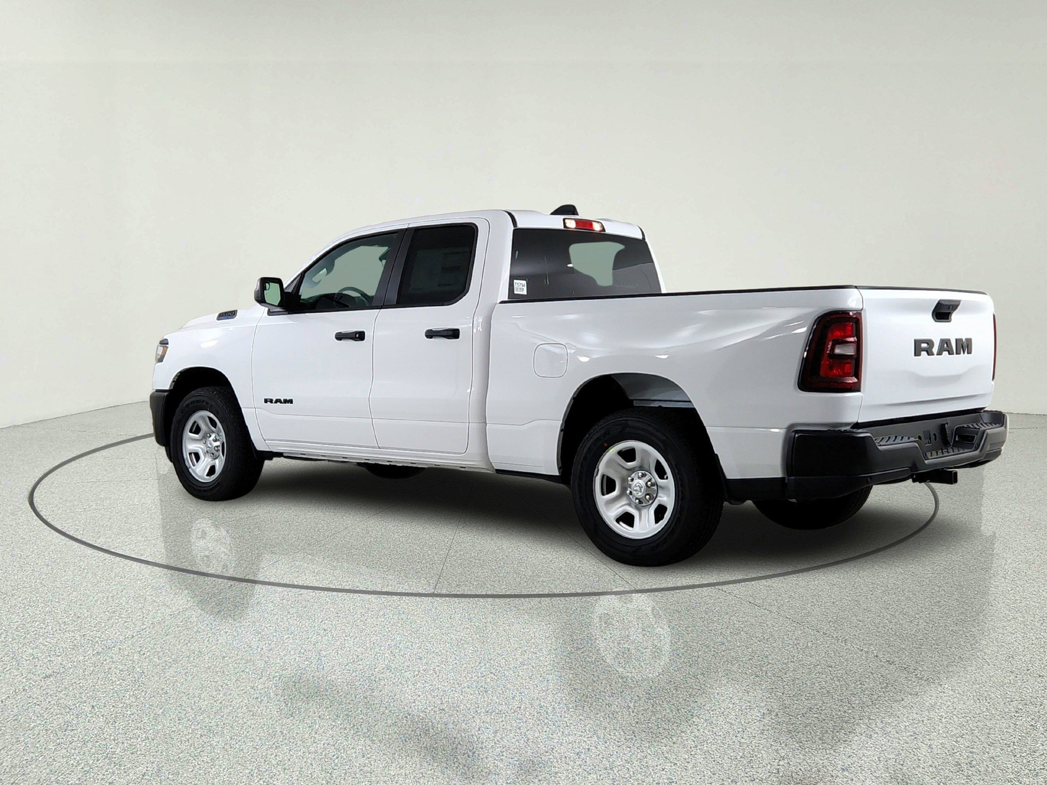 2026 RAM Ram 1500 RAM 1500 TRADESMAN QUAD CAB 4X2 (140 IN WB 6 FT 4 IN BOX)