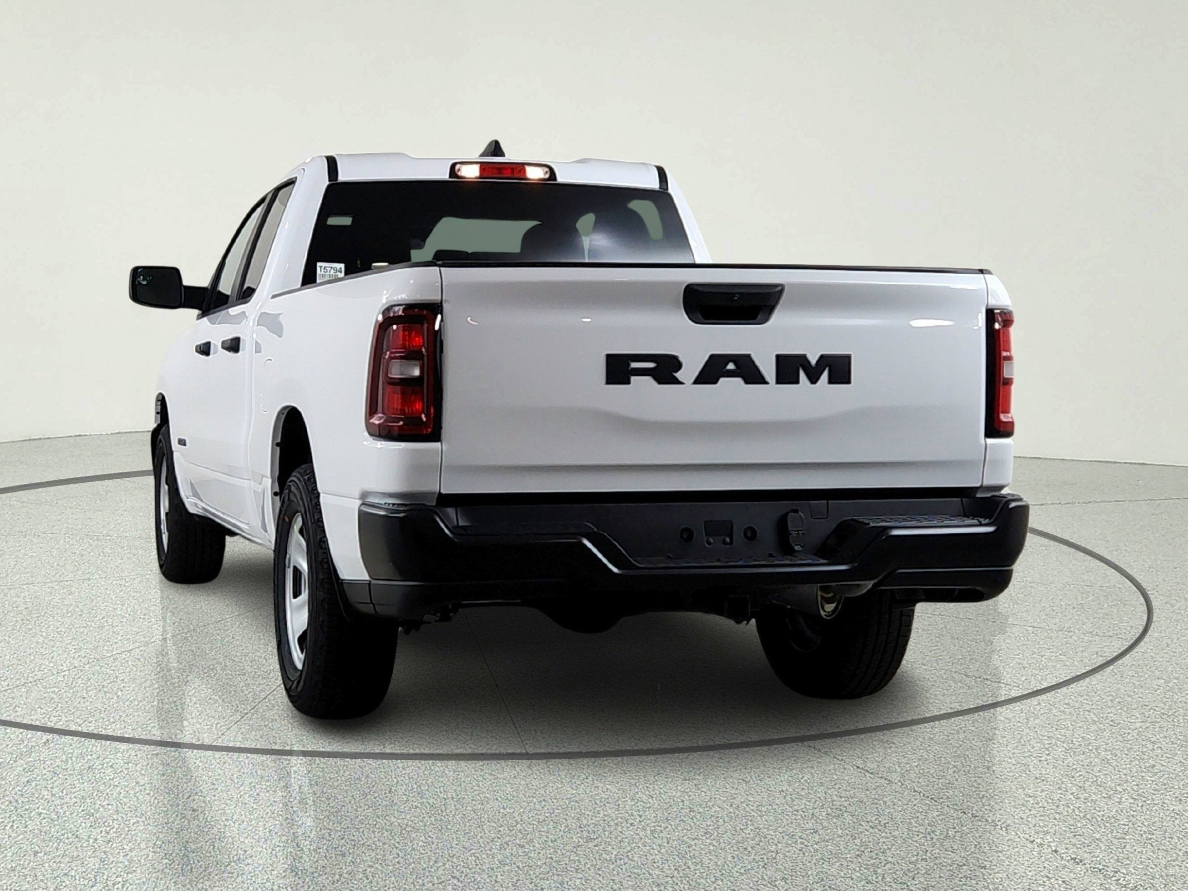 2026 RAM Ram 1500 RAM 1500 TRADESMAN QUAD CAB 4X2 (140 IN WB 6 FT 4 IN BOX)